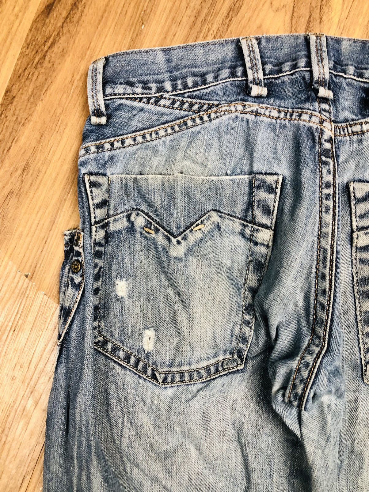 Replay REPLAY Regular Fit Distressed Jeans (38) Size US 31 - 16 Thumbnail