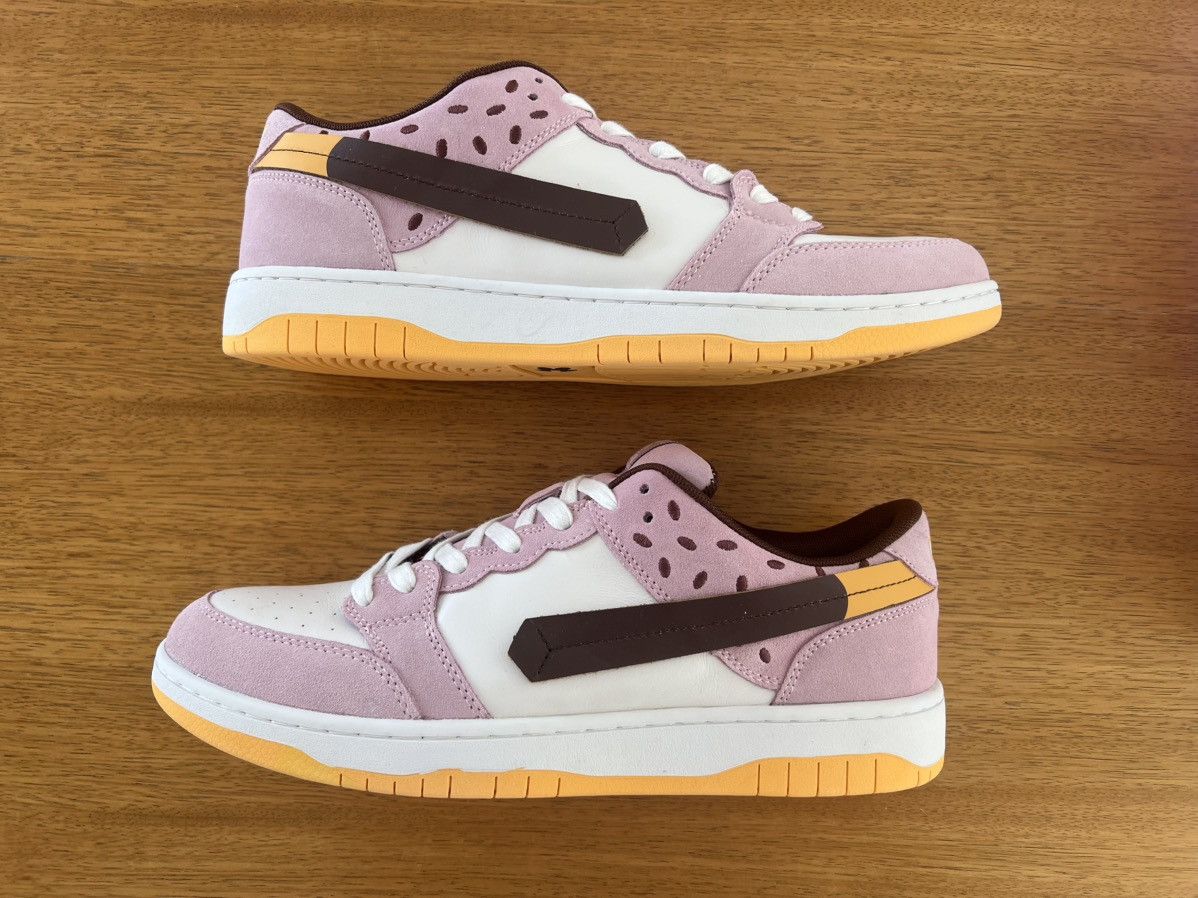 Vandy The Pink Vandy The Pink Burger Dunk - Pink HBX Exclusive - Size 12 Size US 12 / EU 45 - 2 Thumbnail