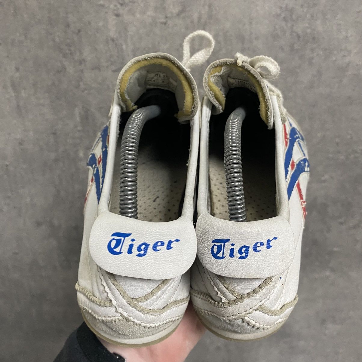 Asics Vintage Asics Onitsuka Tiger Mexico 66 Leather Sneakers Size US 8 / EU 41 - 10 Thumbnail