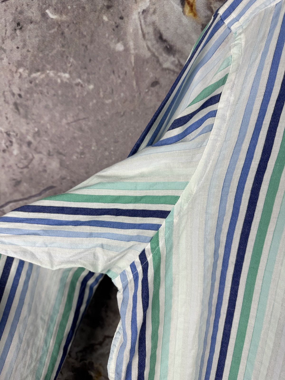 Yves Saint Laurent Yves Saint Laurent Striped Long Sleeve Shirt Button Up SizeL Size US L / EU 52-54 / 3 - 10 Thumbnail