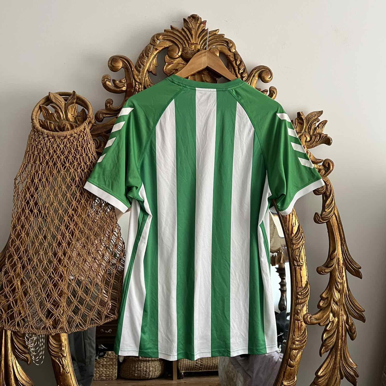 Hummel Mens Vintage Hummel Real Betis soccer jersey Size US S / EU 44-46 / 1 - 2 Thumbnail