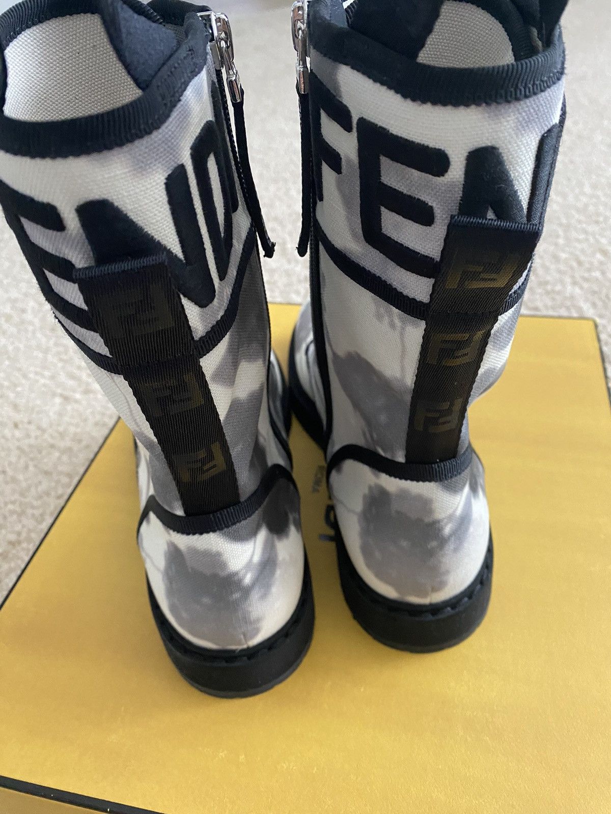 Fendi Authentic Fendi biker boots Size US 7 / IT 37 - 17 Thumbnail