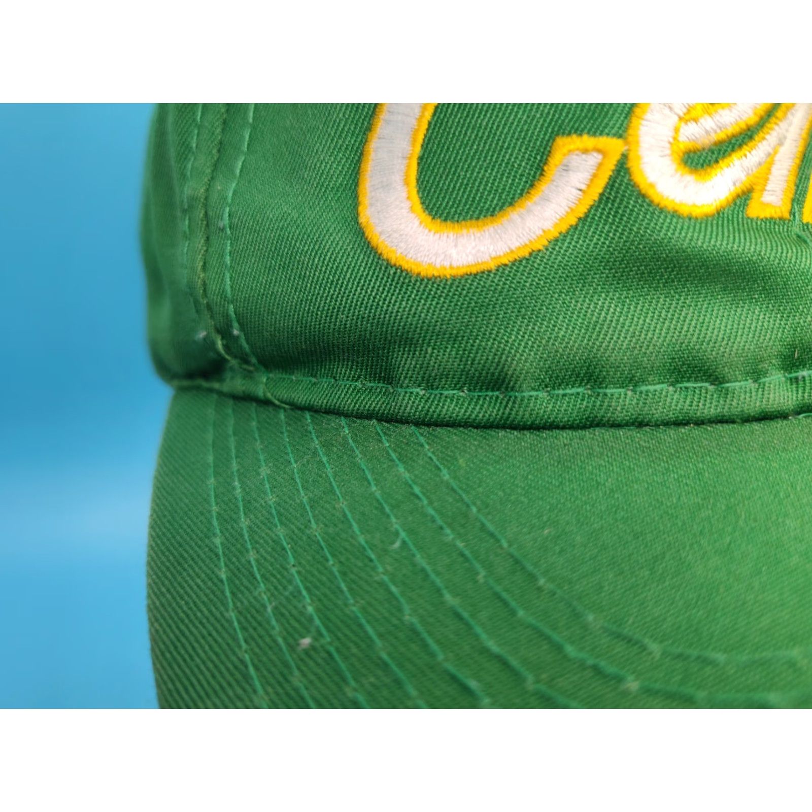 Vintage VINTAGE 90s The Twill Boston Celtics Script Snapback Hat Men One Size Green Yellow Outline Size ONE SIZE - 4 Thumbnail
