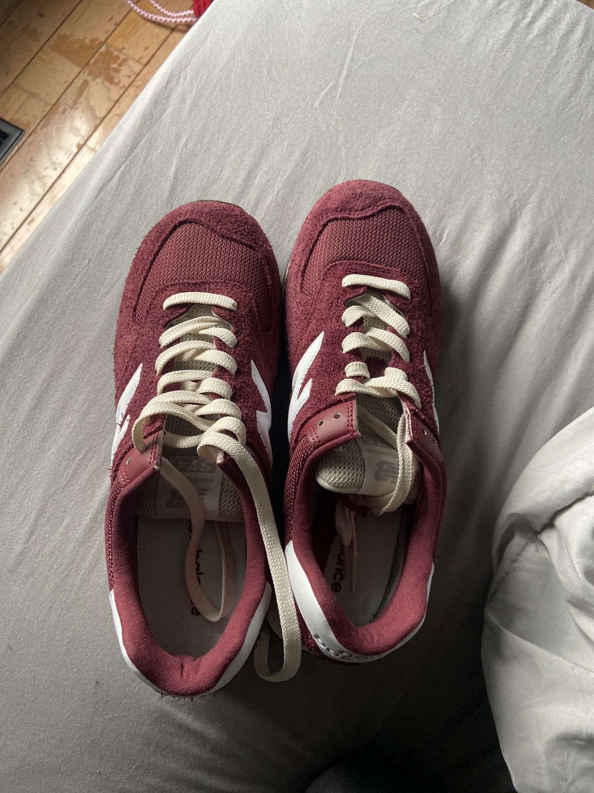 New Balance New Balance 574 (Red Suede) Size US 9 / EU 42 - 2 Thumbnail