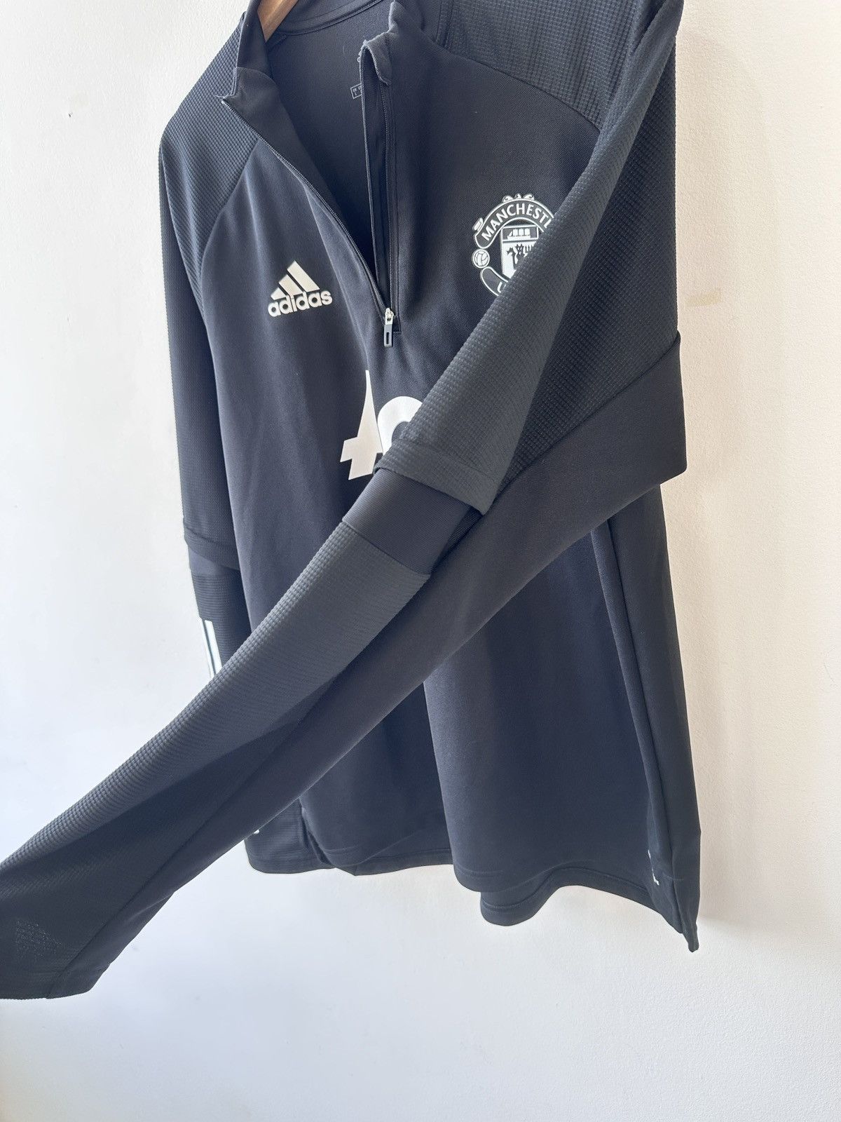 Adidas Adidas Manchester United 20/21 Training Top Quarter Zip L Size US L / EU 52-54 / 3 - 10 Thumbnail