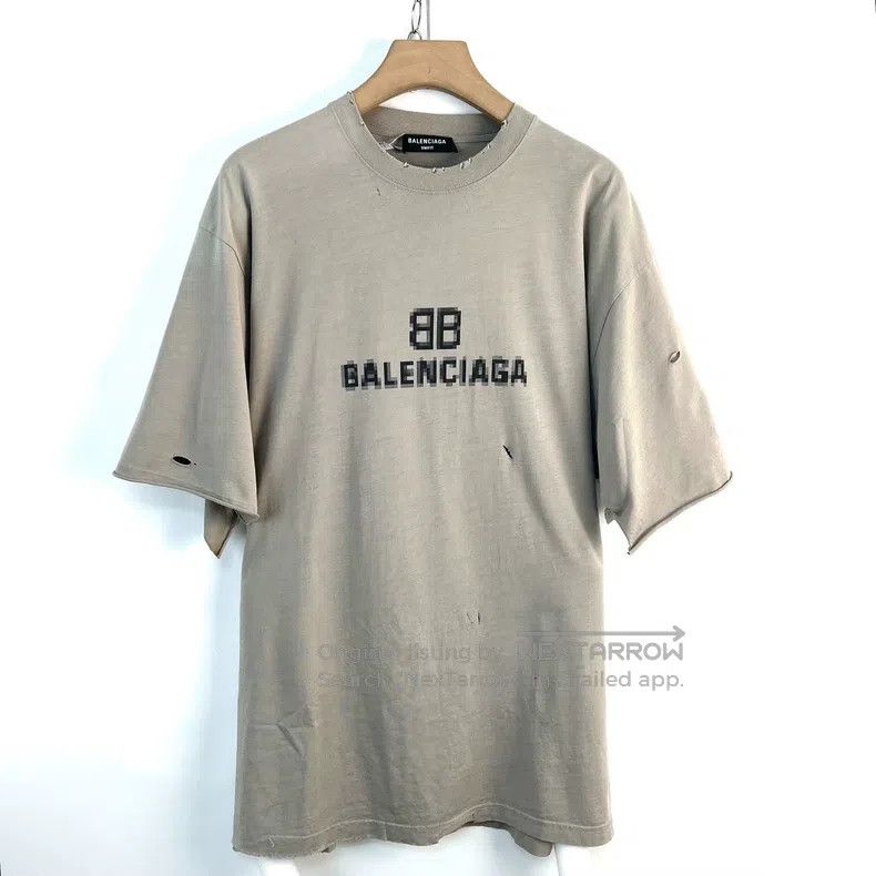 Balenciaga Balenciaga Mosaic Fuzzy Logo Letter Loose Hole Round Neck Size US XXS / EU 40 - 1 Thumbnail