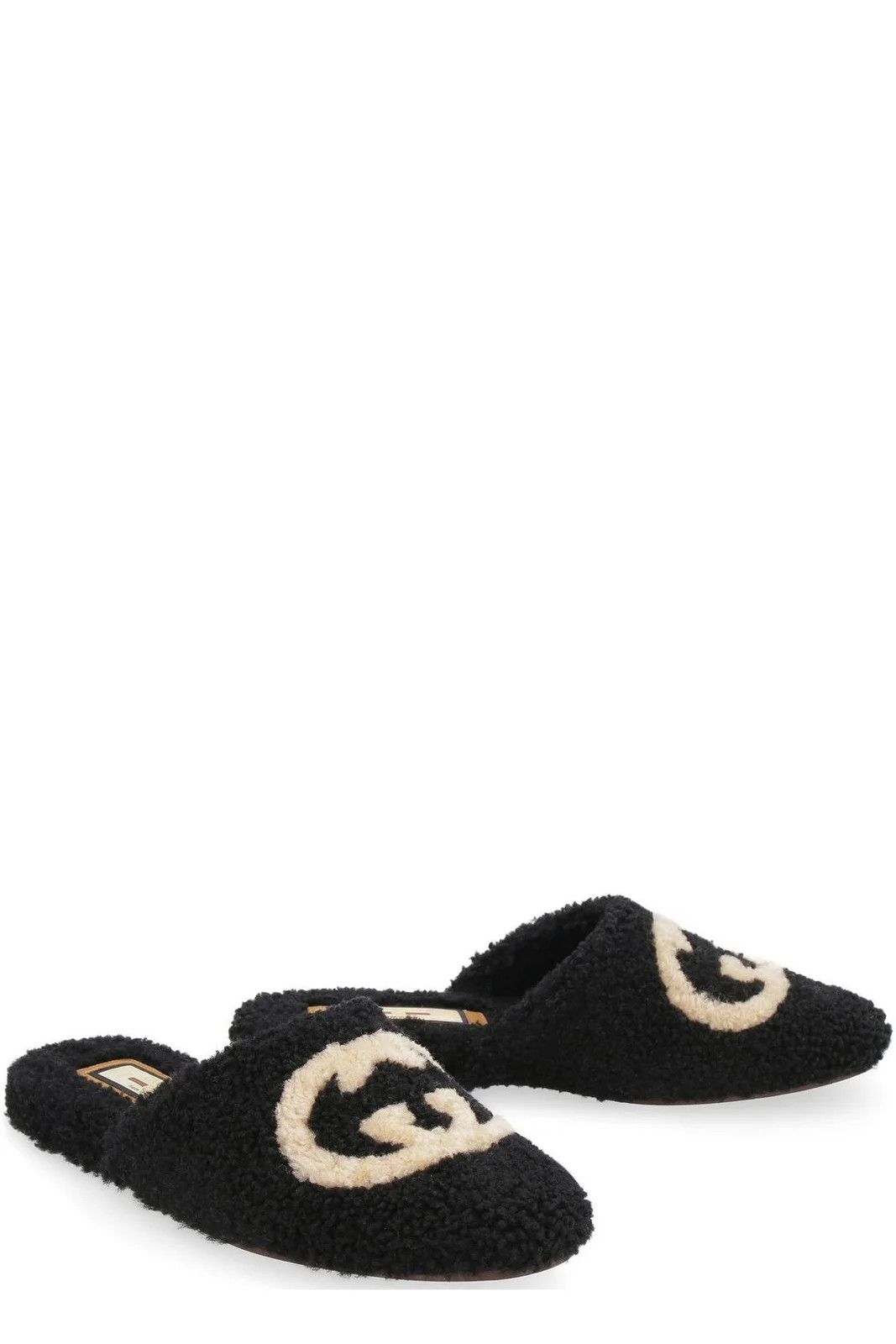 o1mle0125 Textured Almond Toe Slippers in Black