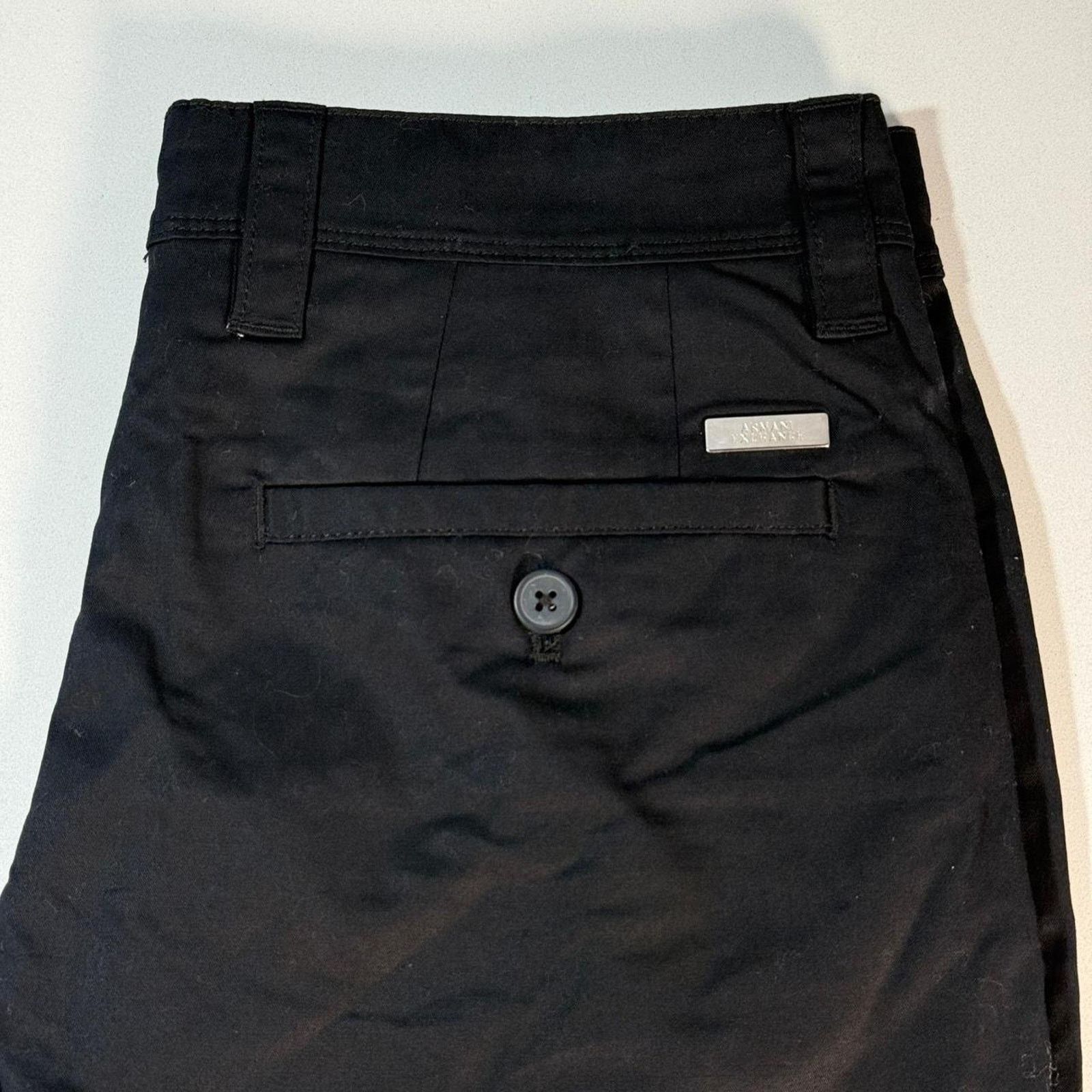 Armani Exchange ARMANI EXCHANGE Men Black Flat Front Chino Shorts Size 28 Size US 28 / EU 44 - 6 Thumbnail
