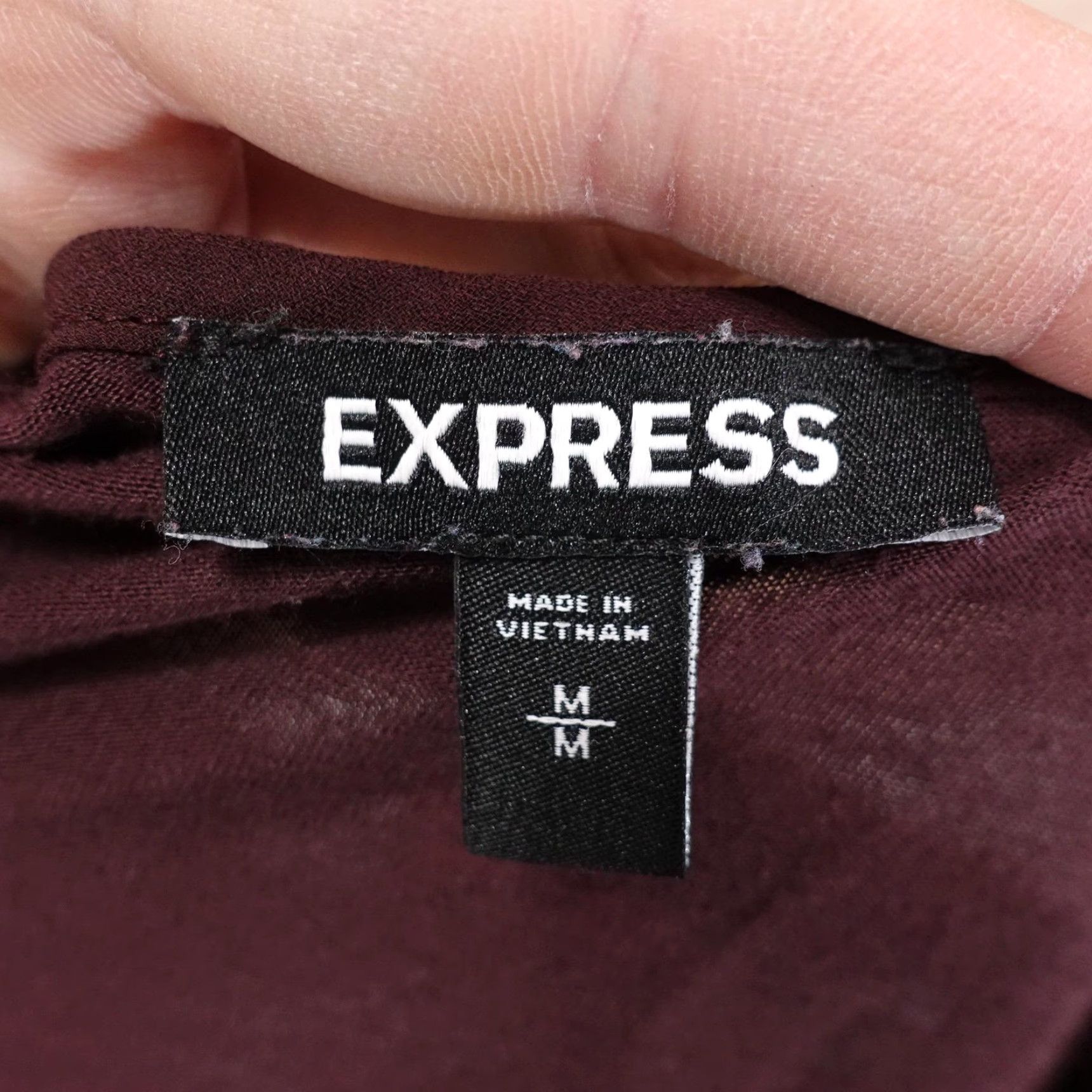 Express Express Sleeveless Blouse Womens Medium Burgundy V-Neck High Low Top Career Chic Size M / US 6-8 / IT 42-44 - 6 Thumbnail