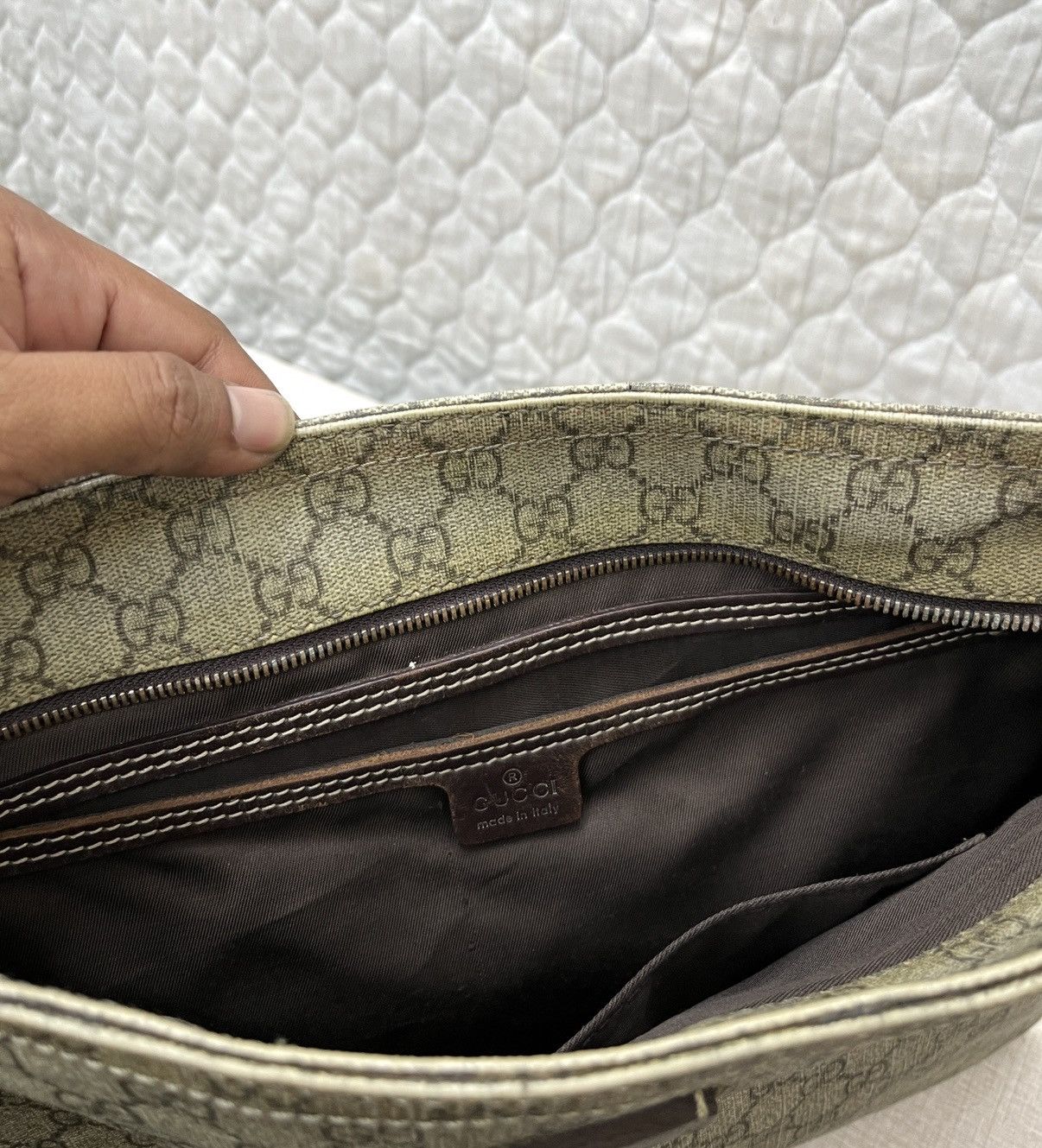 Gucci 🔥🔥🔥AUTHENTIC VINTAGE GUCCI MONOGRAM BAG Size ONE SIZE - 19 Thumbnail