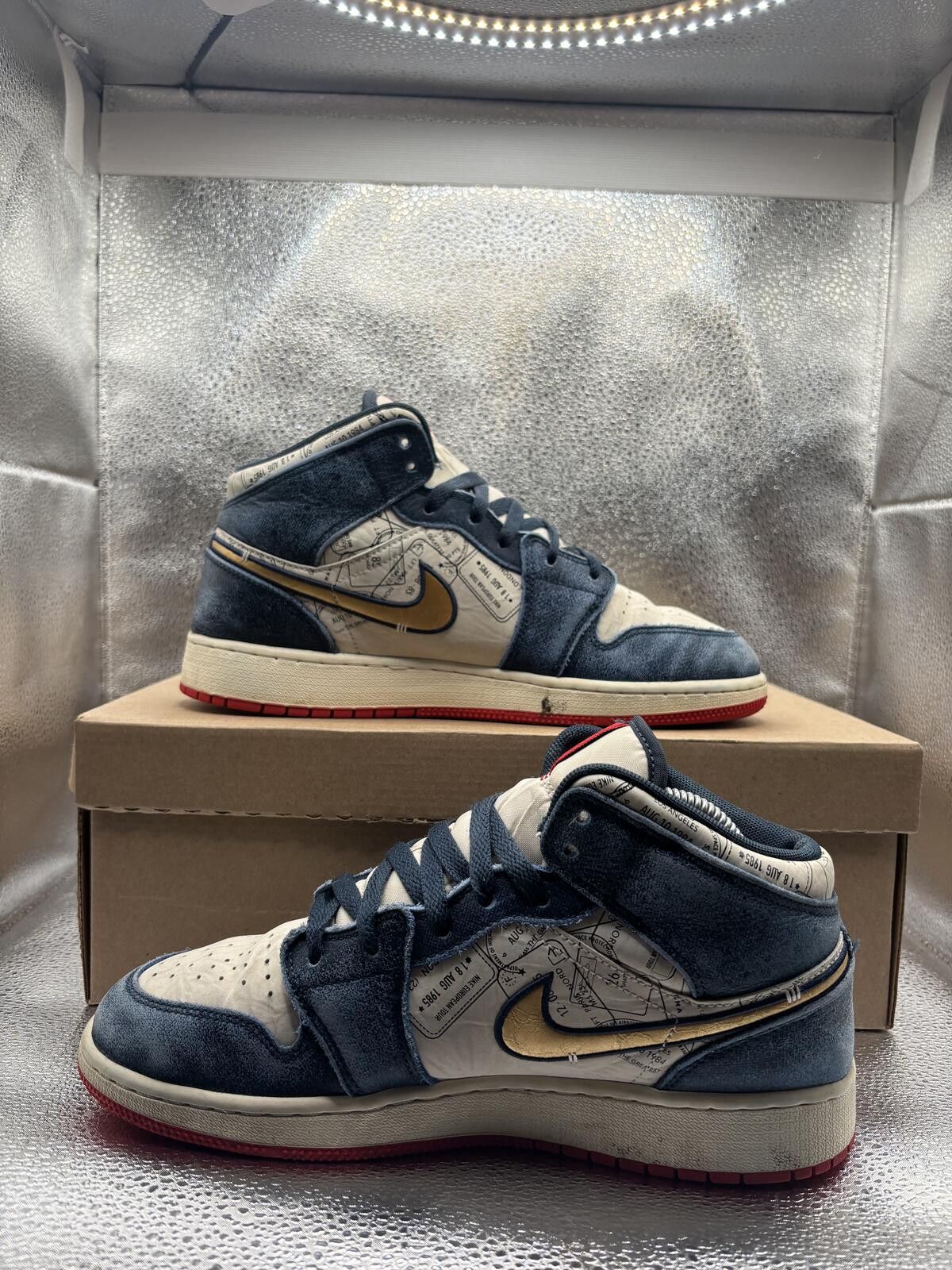 Jordan Brand Air Jordan 1 mid take flight gold swoosh GS Size US 7 / EU 40 - 5 Thumbnail
