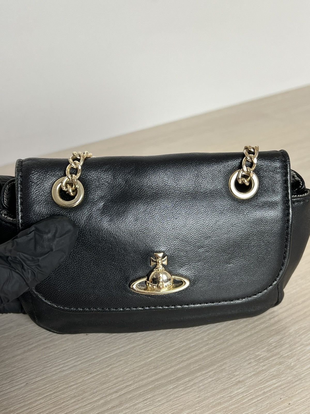 Vivienne Westwood small Saffiano crossbody bag with gold orb and chain Size ONE SIZE - 5 Thumbnail