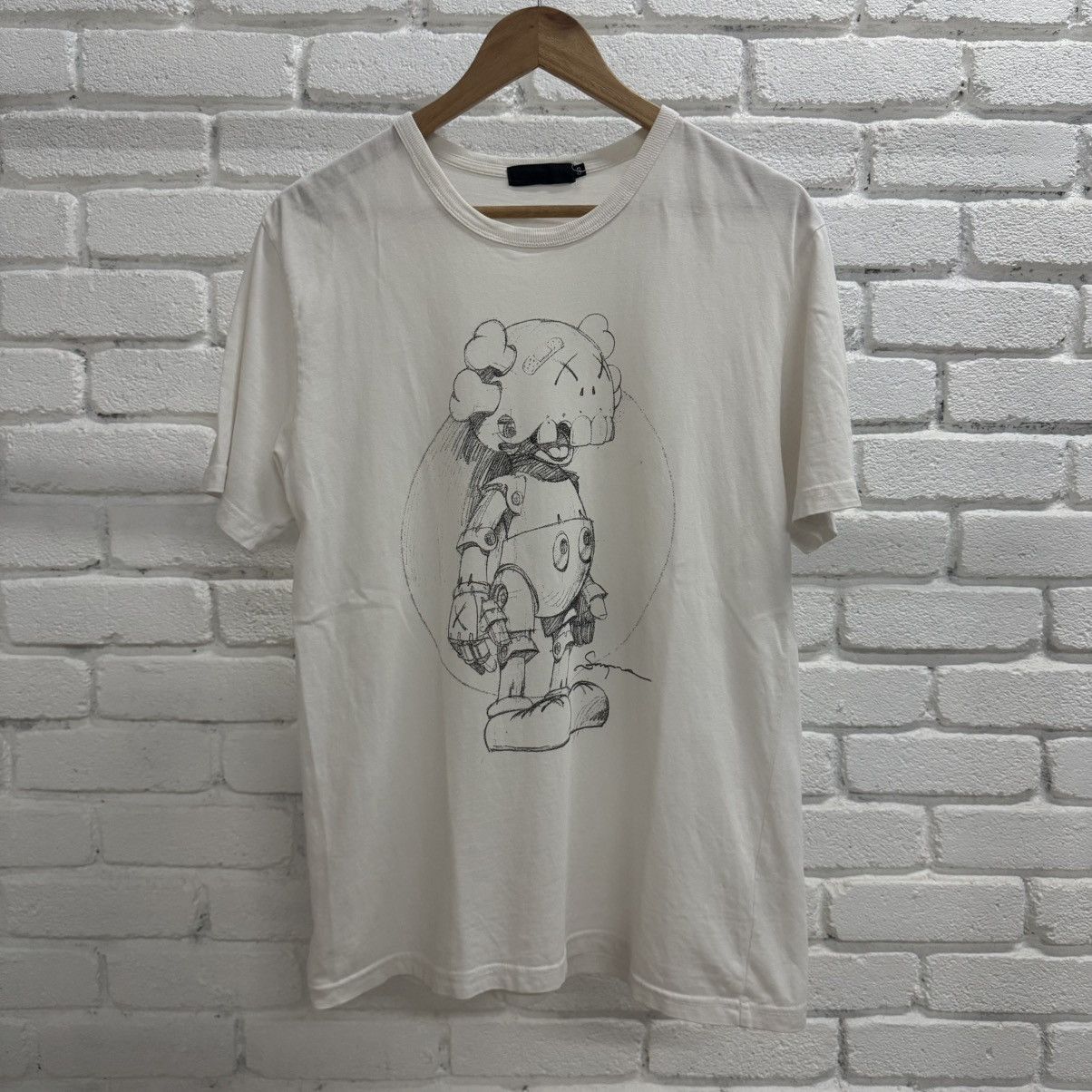 Original Fake Kaws x Hajime Sorayama No Future Companion Tee Size US M / EU 48-50 / 2 - 1 Thumbnail