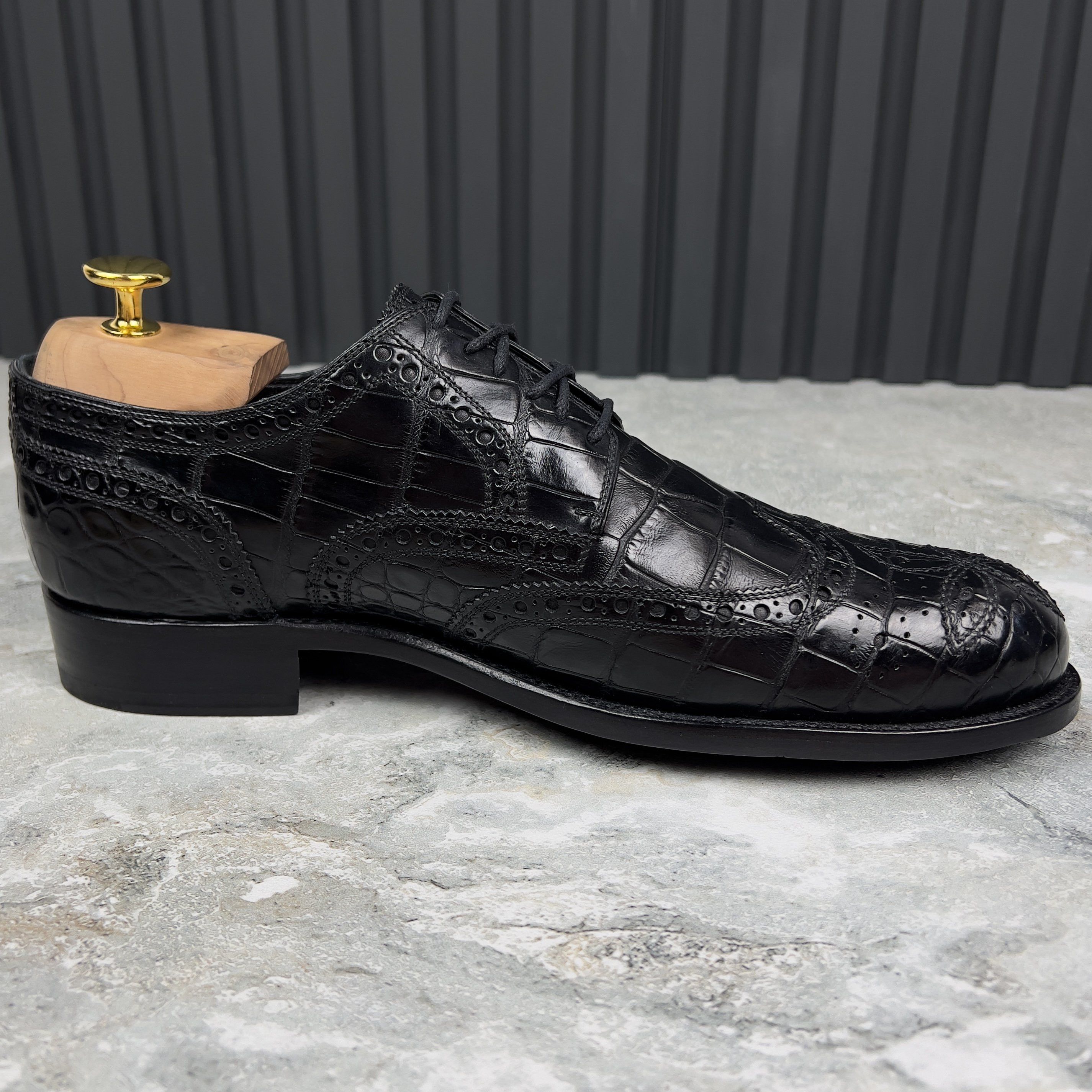Louis Vuitton Derby Wingtip Alligator Crocodile Black Leather Size US 8 / EU 41 - 9 Thumbnail