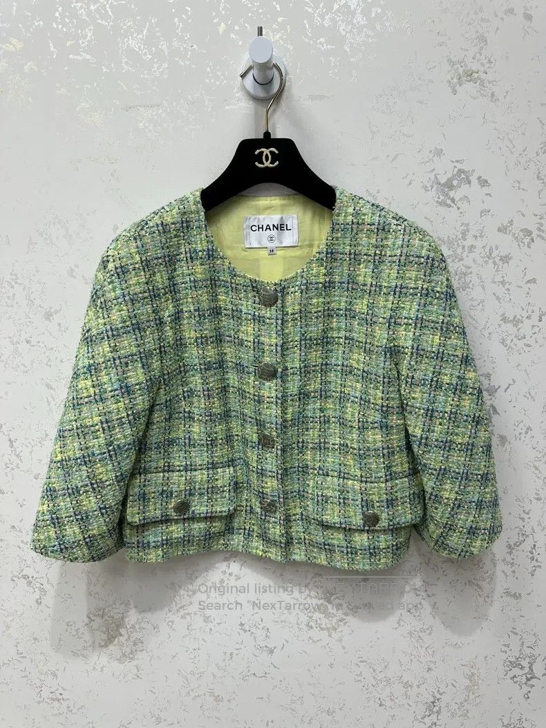 Chanel Chanel 19 Spring and Summer Preview Series Green Tweed Coa Size XS / US 0-2 / IT 36-38 - 1 Thumbnail