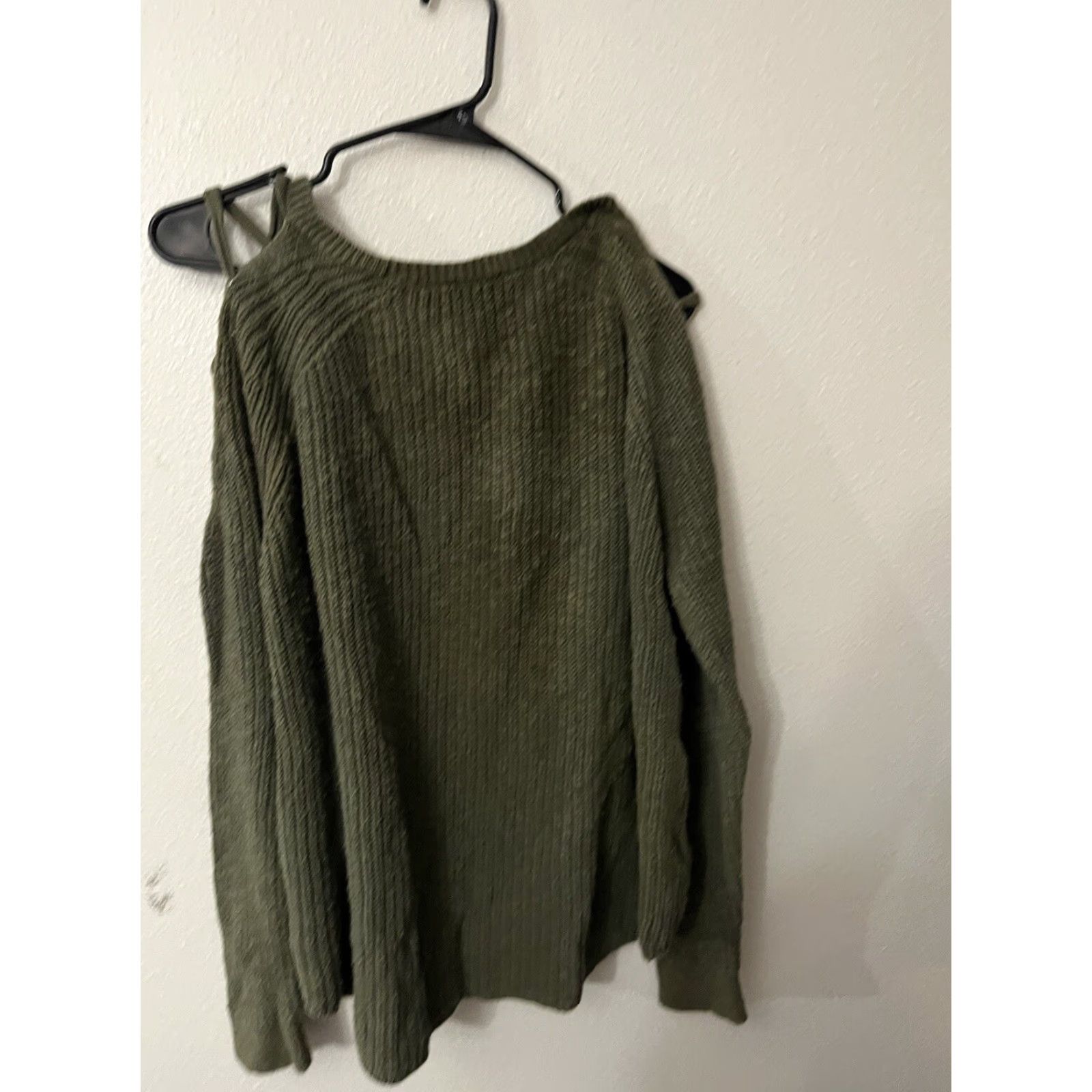 Express VINTAGE Express Green Sweater Women Large Knit Cotton Bohemian Open Shoulder Style Pullover Size L / US 10 / IT 46 - 3 Thumbnail