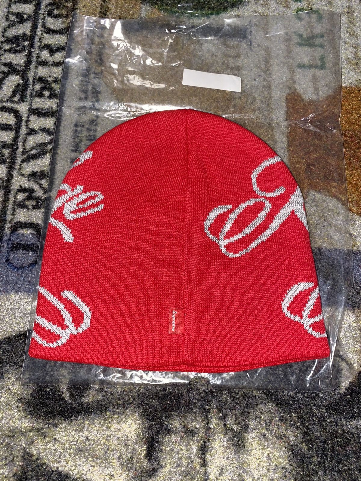 Supreme Supreme Knowledge Reigns Beanie Red Size ONE SIZE - 2 Thumbnail
