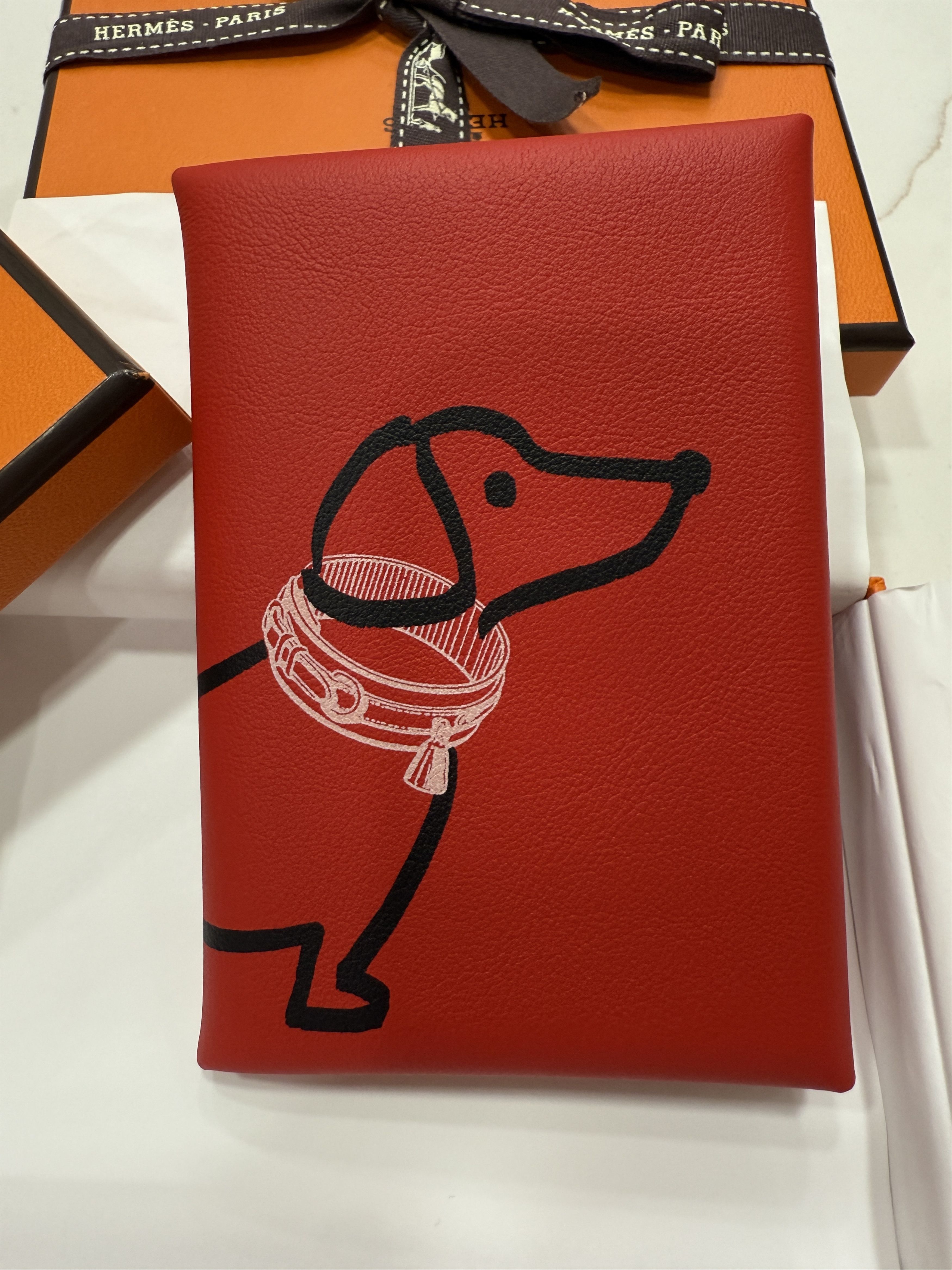 Hermes Hermes calvi duo special edition Rouge De Coeur Size ONE SIZE - 2 Thumbnail