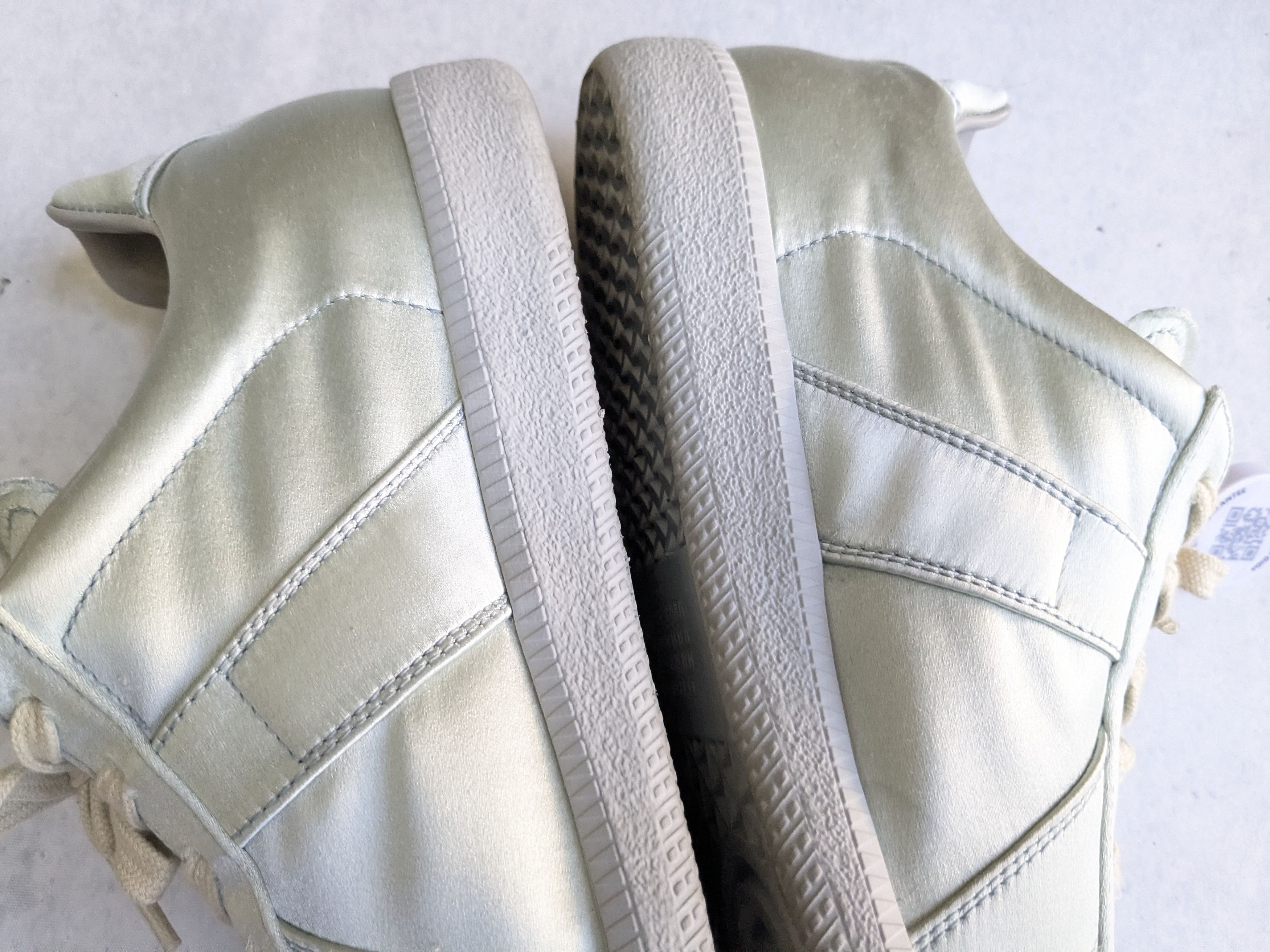 Maison Margiela Maison Margiela GAT Replica Blue Satin 9 42 Low Leather Size US 9 / EU 42 - 14 Thumbnail