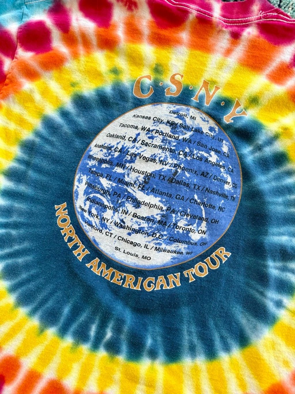 Gildan '00 Crosby Stills Nash & Young North American Tee L Size US L / EU 52-54 / 3 - 4 Thumbnail