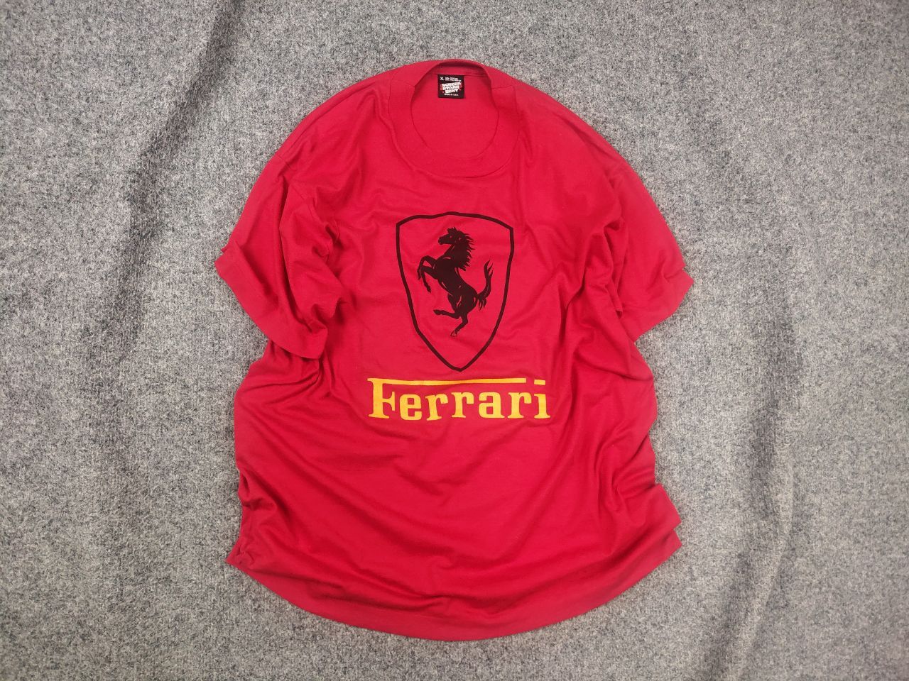 Ferrari Vintage Ferrari Authentic Logo Red screen stars best T shirt Size US XL / EU 56 / 4 - 1 Thumbnail