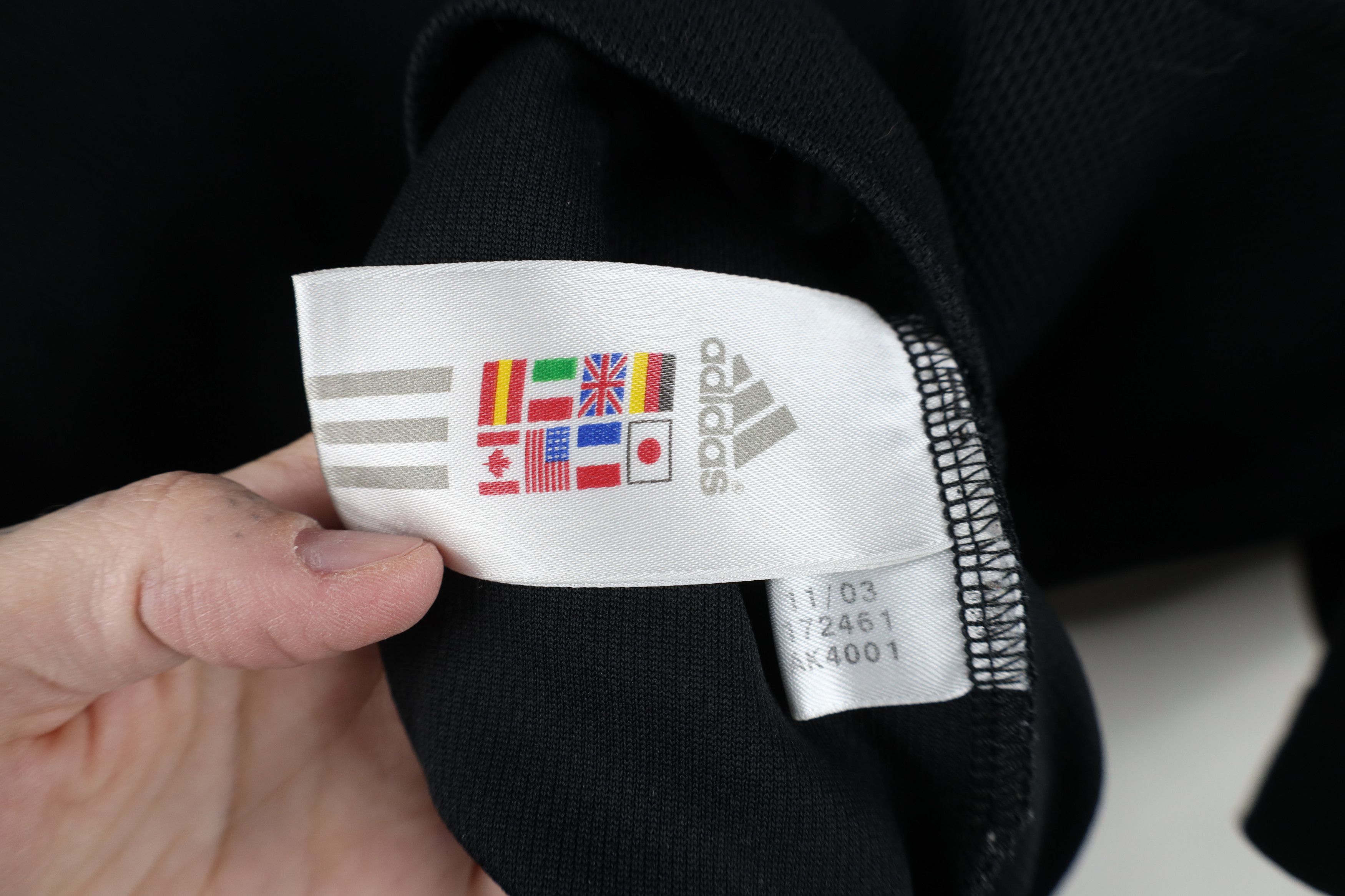 Adidas Vintage Y2K Adidas Striped Knit Short Sleeve T-Shirt Black Size US XL / EU 56 / 4 - 9 Thumbnail