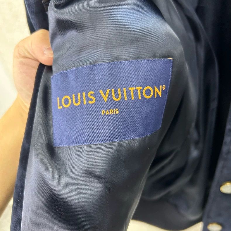 Louis Vuitton Louis Vuitton Velvet baseball jacket Size US L / EU 52-54 / 3 - 4 Thumbnail