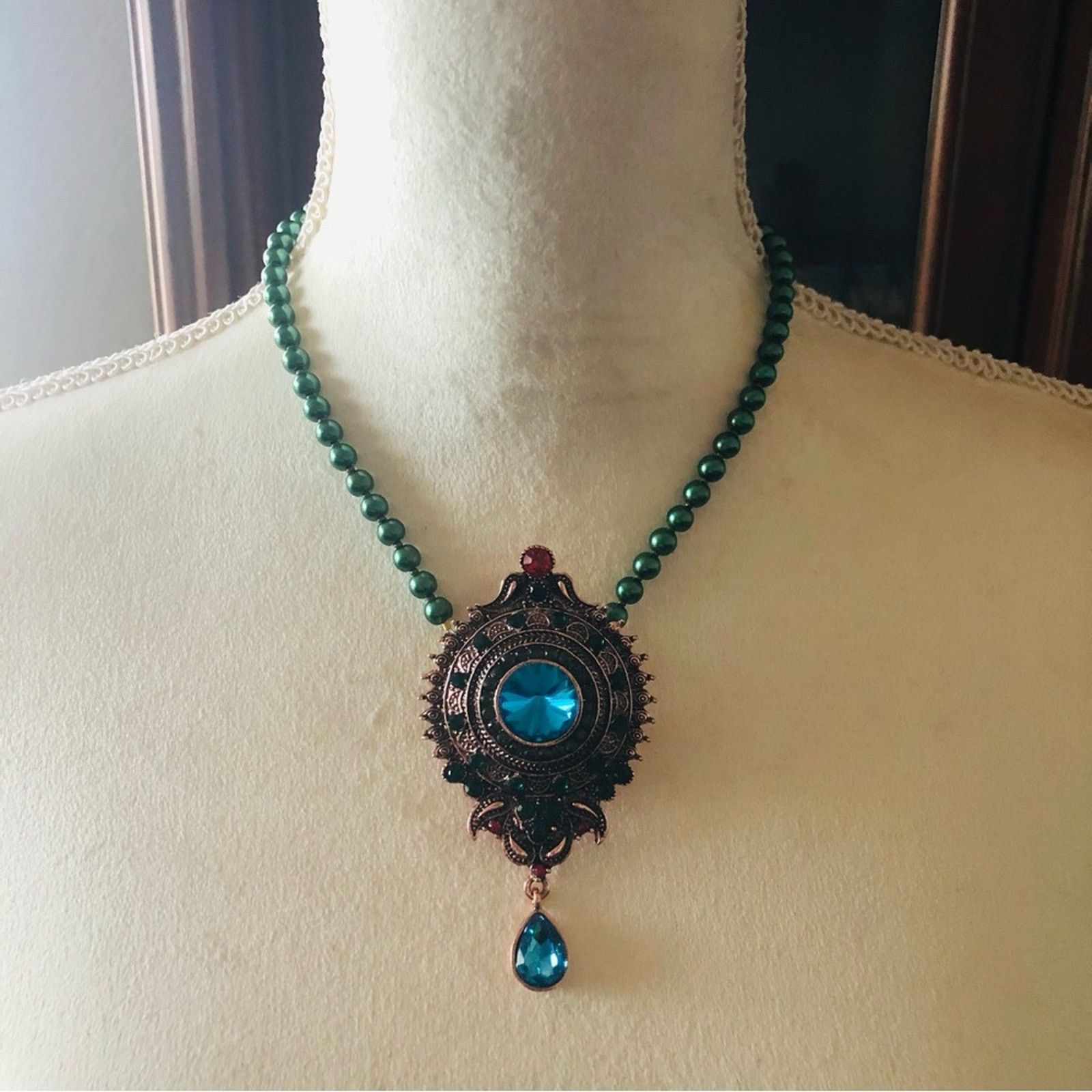 Handmade Handcrafted repurpose regal look stone Pearl necklace Size ONE SIZE - 3 Thumbnail