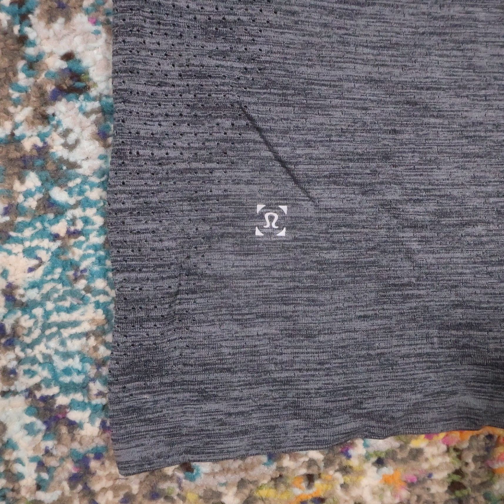 Lululemon Lululemon Shirt Mens Medium Gray Performance Crew Vented Sides Size US M / EU 48-50 / 2 - 6 Thumbnail