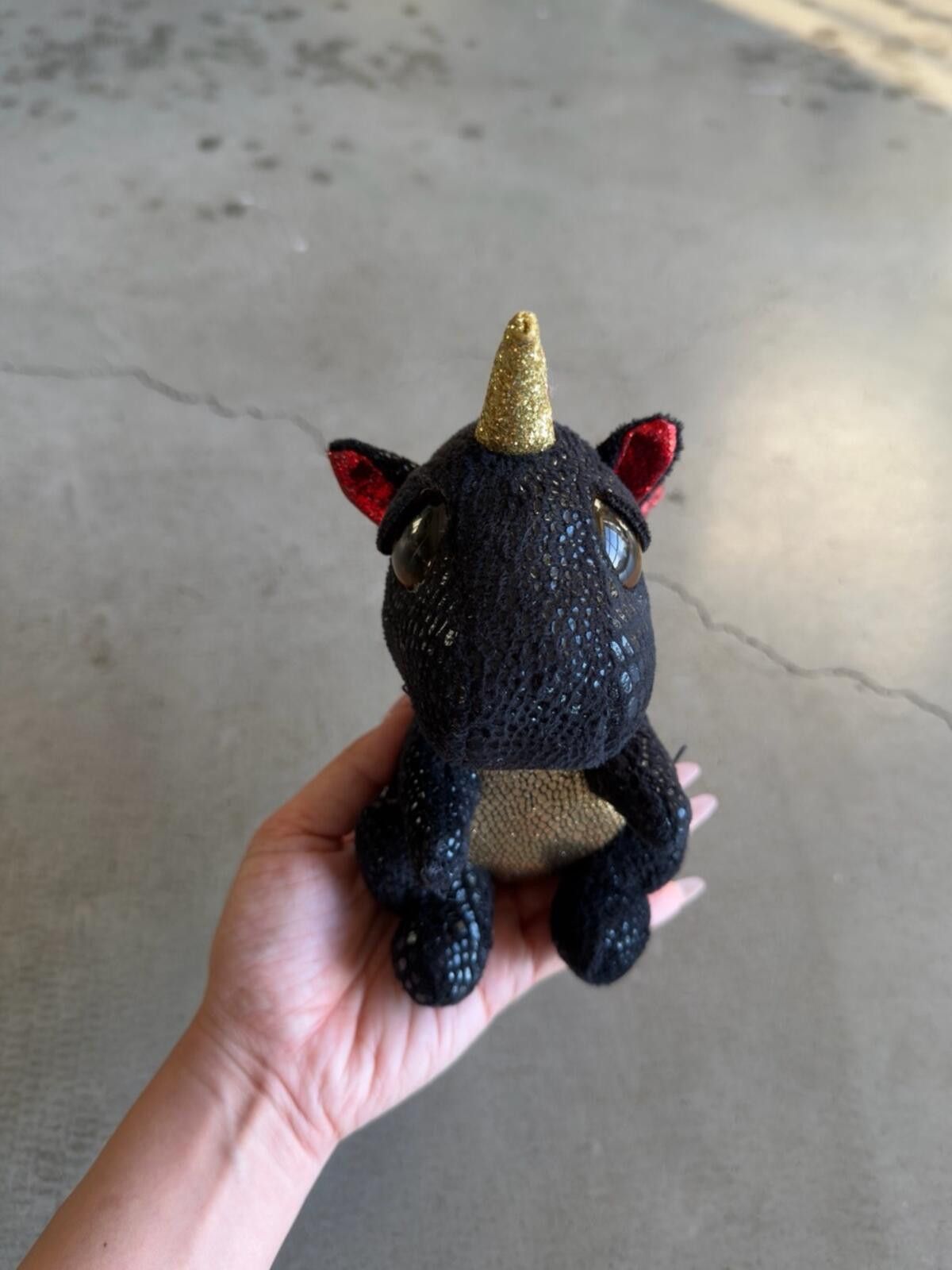 Tyler The Creator Ty Beanie Boo / Dragon Unicorn Plush / Red Black Size ONE SIZE - 1 Thumbnail