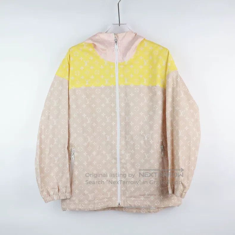 Louis Vuitton Louis Vuitton Presbyopic full print color-block assault ja Size XS / US 0-2 / IT 36-38 - 1 Thumbnail