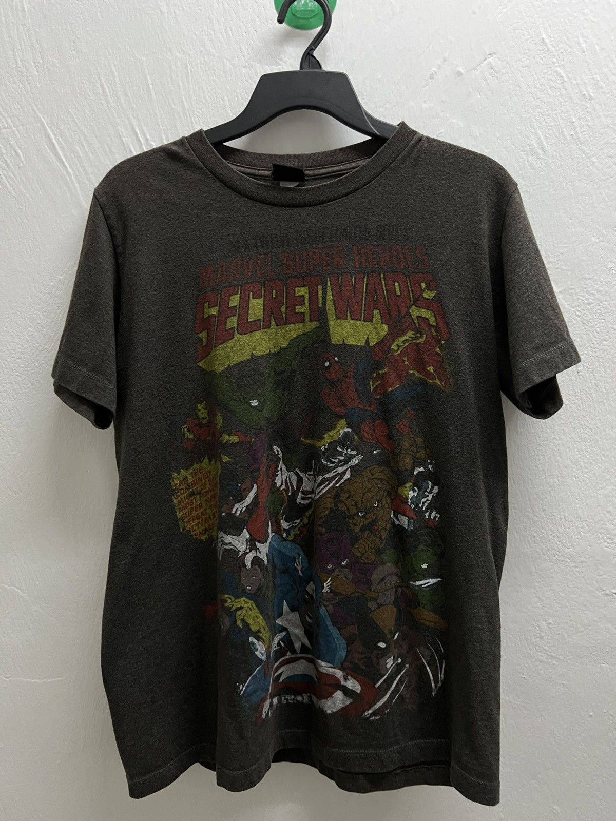 Marvel Comics Vintage Marvel Secret Wars Tshirt Size US M / EU 48-50 / 2 - 1 Thumbnail