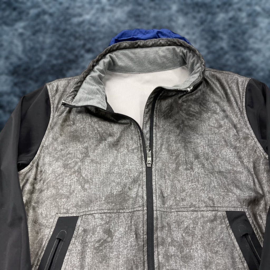 Lululemon Lululemon Jacket Mens M Gray Specular Reflective Running Full Zip Windbreaker Windbreaker Reflective Running Size US M / EU 48-50 / 2 - 1 Thumbnail