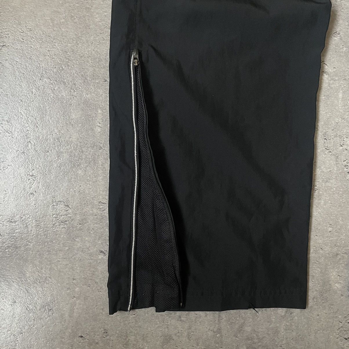 Nike × Nike ACG × Vintage Vintage Nike 90s Nylon Reflective Pants Size US 32 / EU 48 - 2 Thumbnail