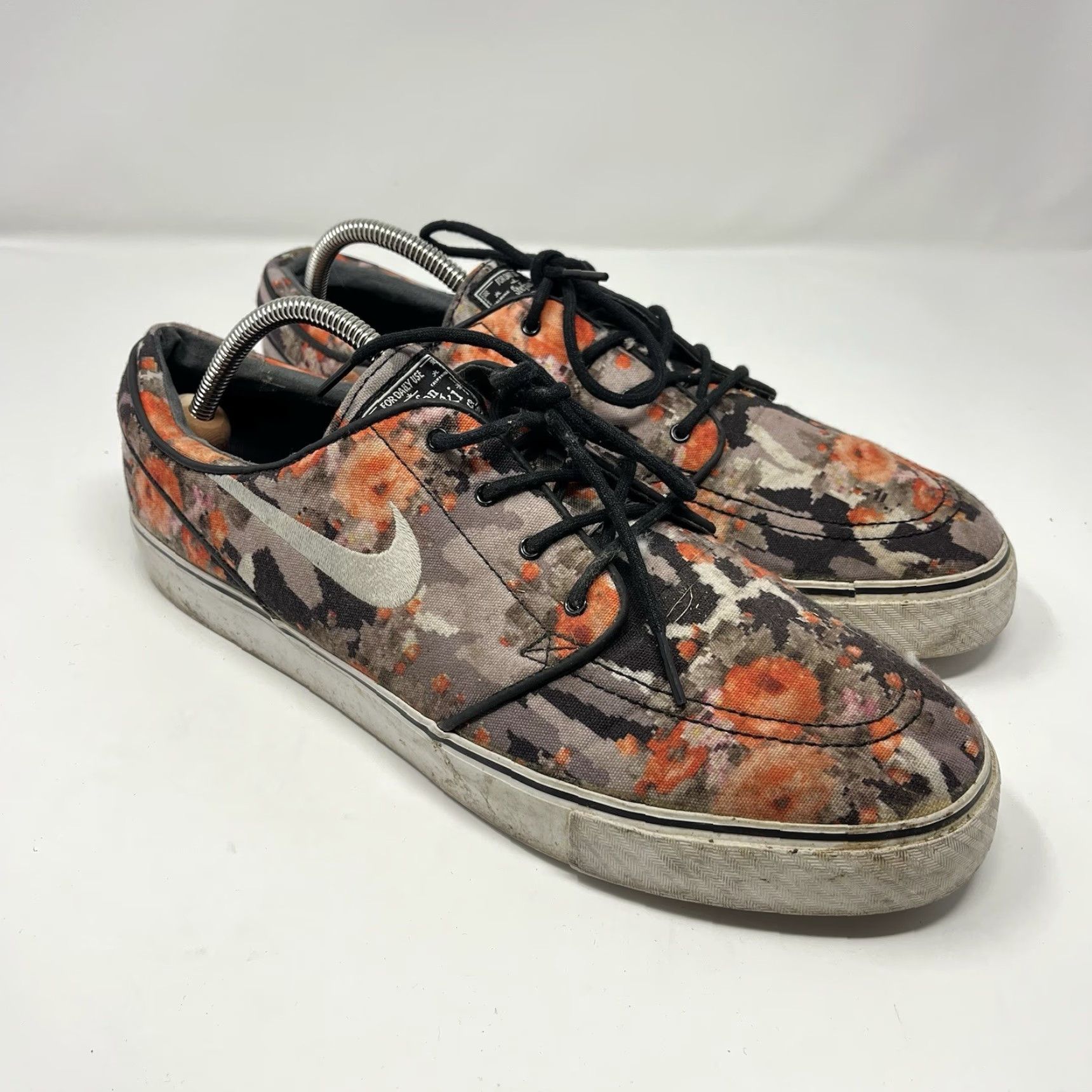 Nike Nike SB Janoski Premium Digi-floral Camo 482972-908 Size 13 Rare 2013 Release Sneaker Men Skateboarding US 13 Multicolor Floral 2013 Nike SB Janoski Size US 12 / EU 45 - 2 Thumbnail