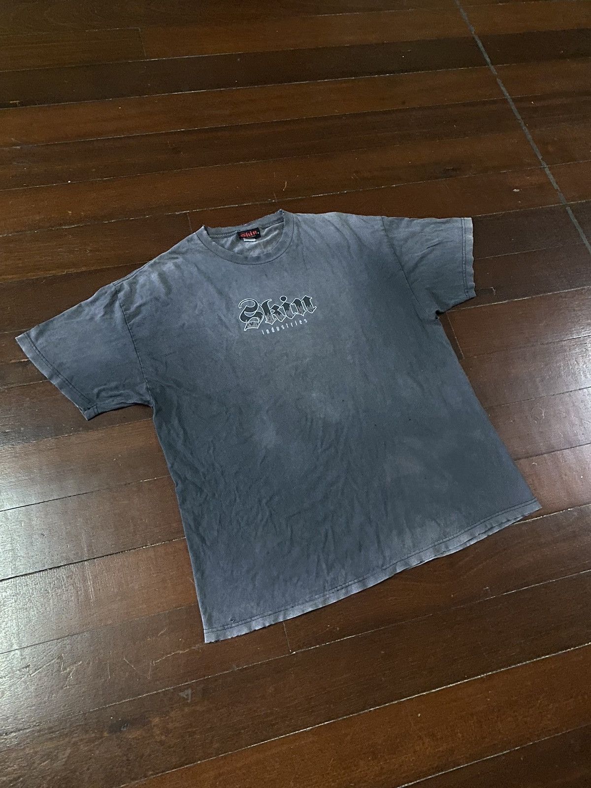 Hook-Ups FIRE 🔥🔥 VINTAGE 90s SKIN INDUSTRIES SPELL OUT DISTRESSED Size US XXL / EU 58 / 5 - 6 Thumbnail