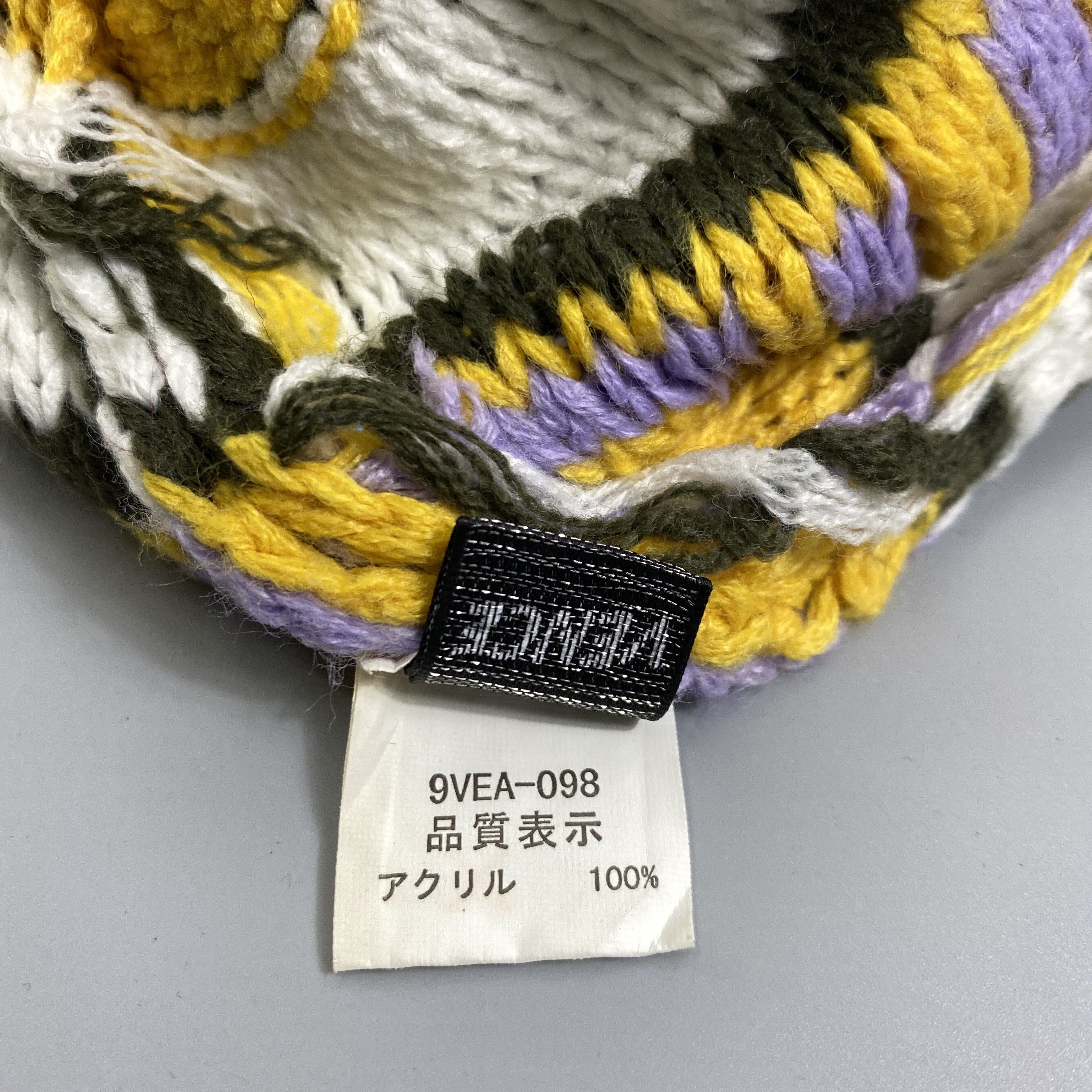 Japanese Brand Vence Snow Cap Beanie Hat With Pom Pom -BN1019 Size ONE SIZE - 9 Thumbnail