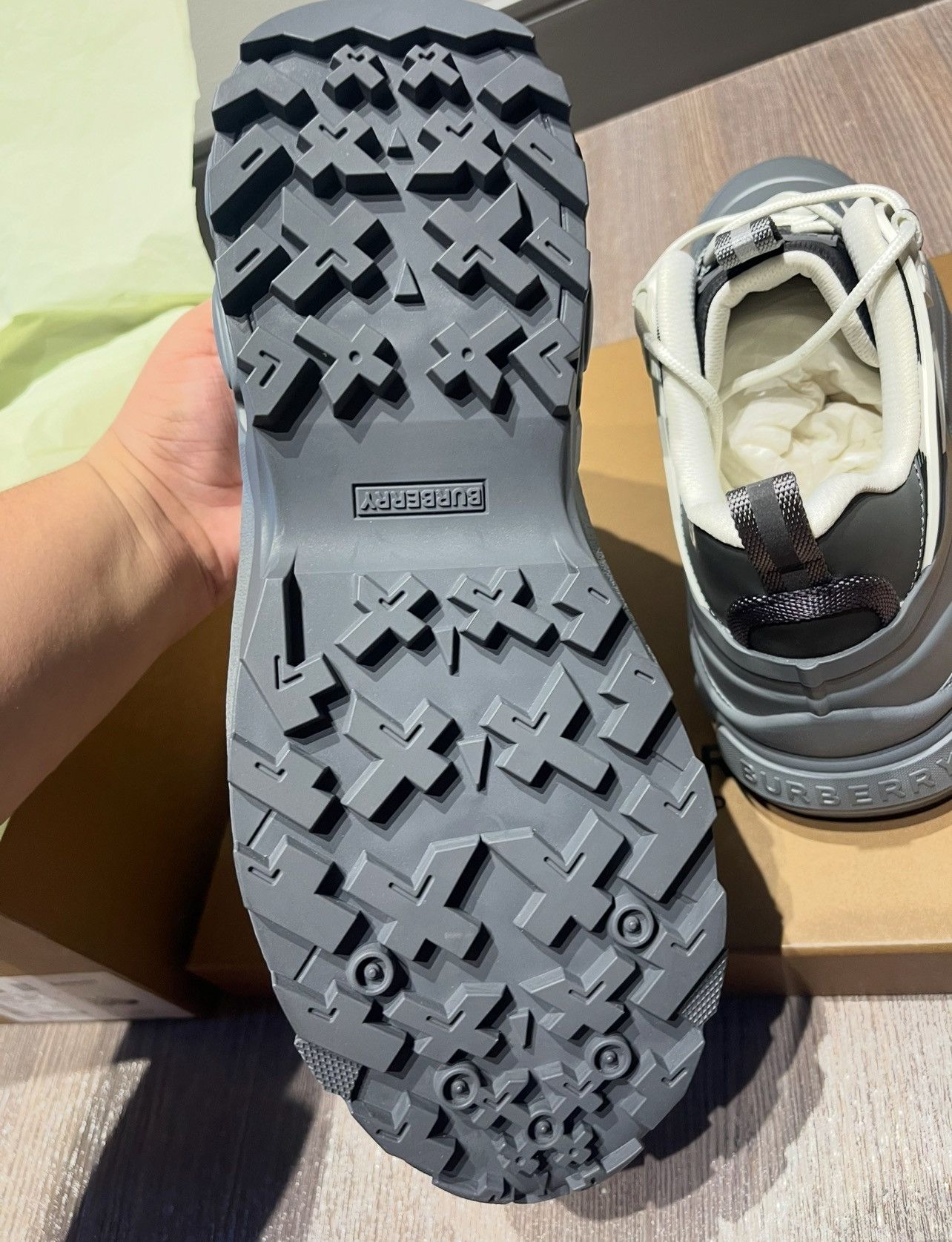 Burberry Burberry Arthur Grey Size US 11 / EU 44 - 7 Thumbnail