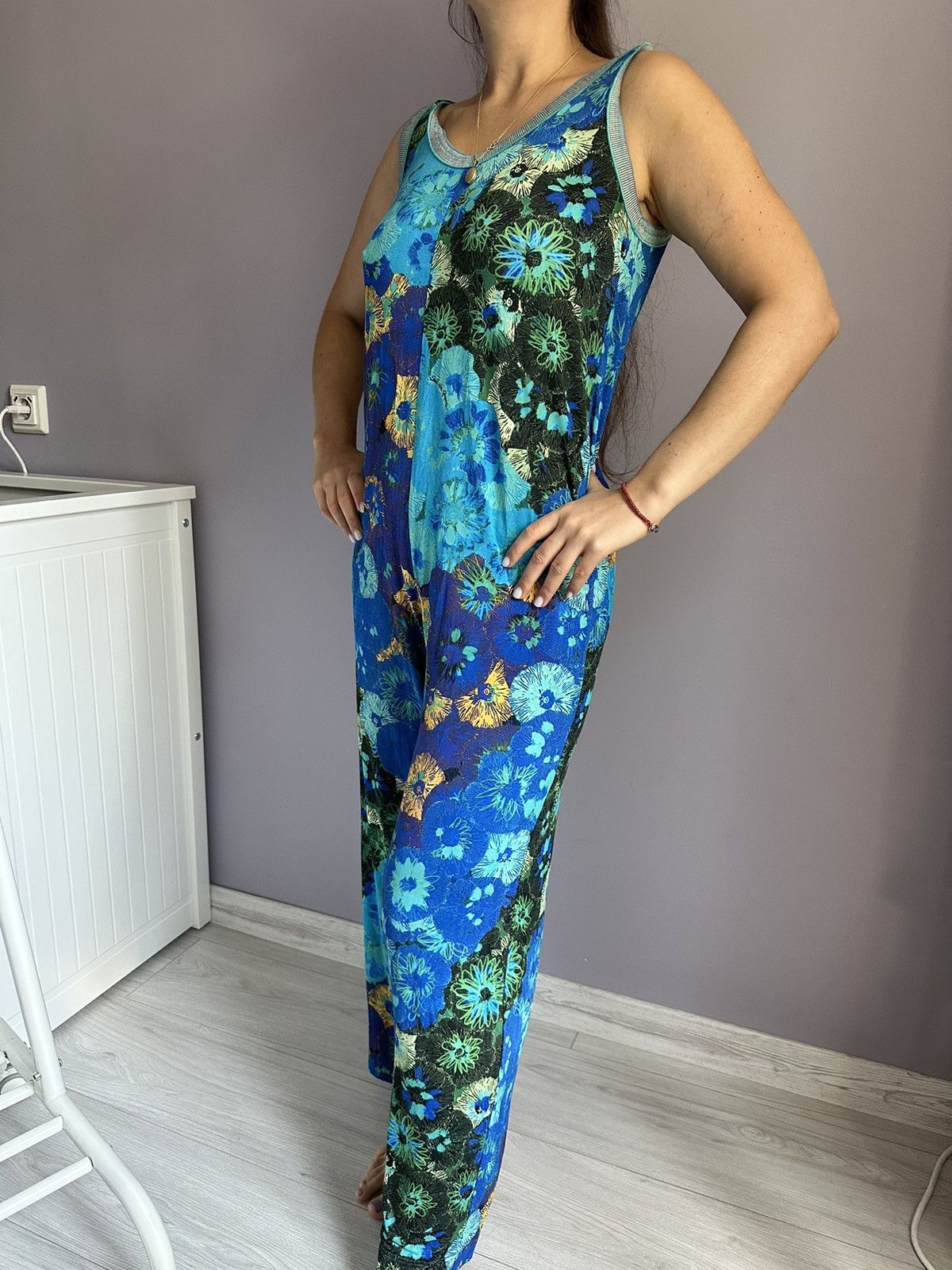 Designer Jumpsuit Save the Queen Size 25" / US 0 / IT 36 - 2 Thumbnail