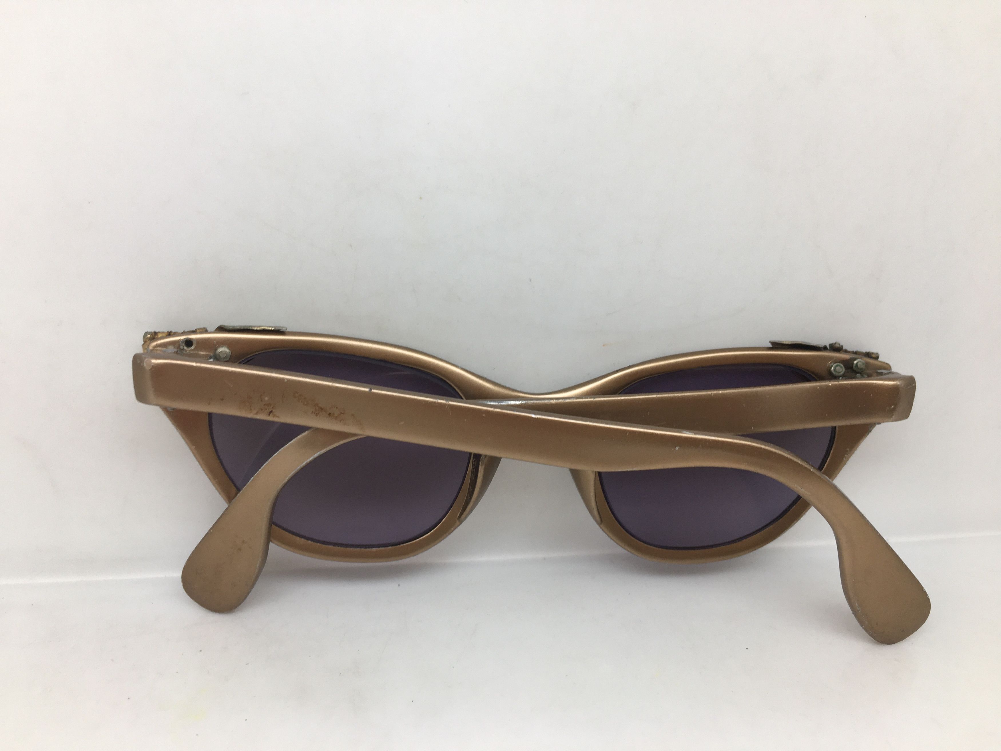 Vintage Vintage 50s TURA Woman Aluminum Brown Cateye Sunglasses Size ONE SIZE - 9 Thumbnail