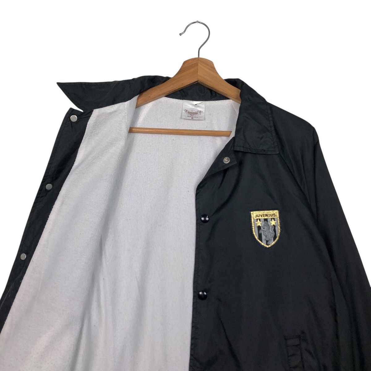 Vintage 📌Vintage Snap Button Coach Jacket Juventus Big Logo Size US M / EU 48-50 / 2 - 13 Thumbnail