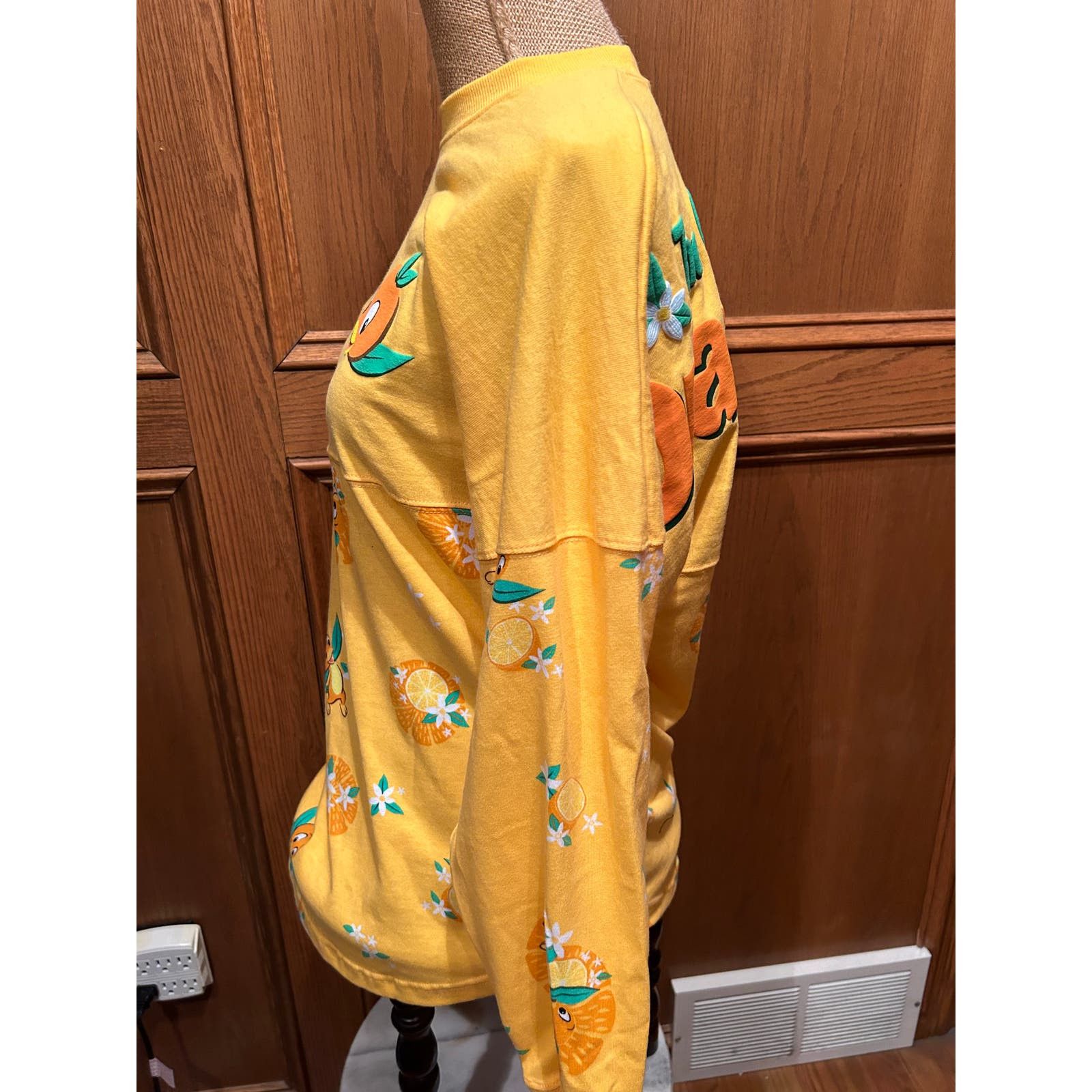 Disney 2022 Epcot Flower Garden Festival Orange Bird Spirit Jersey Size US S / EU 44-46 / 1 - 2 Thumbnail