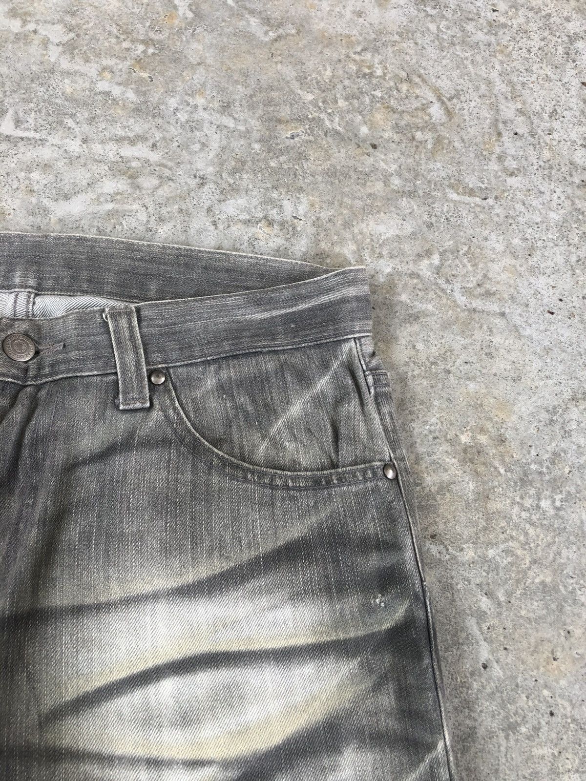 Tornado Mart Tornado Mart Flared Jeans Distressed Jeans Size US 32 / EU 48 - 16 Thumbnail
