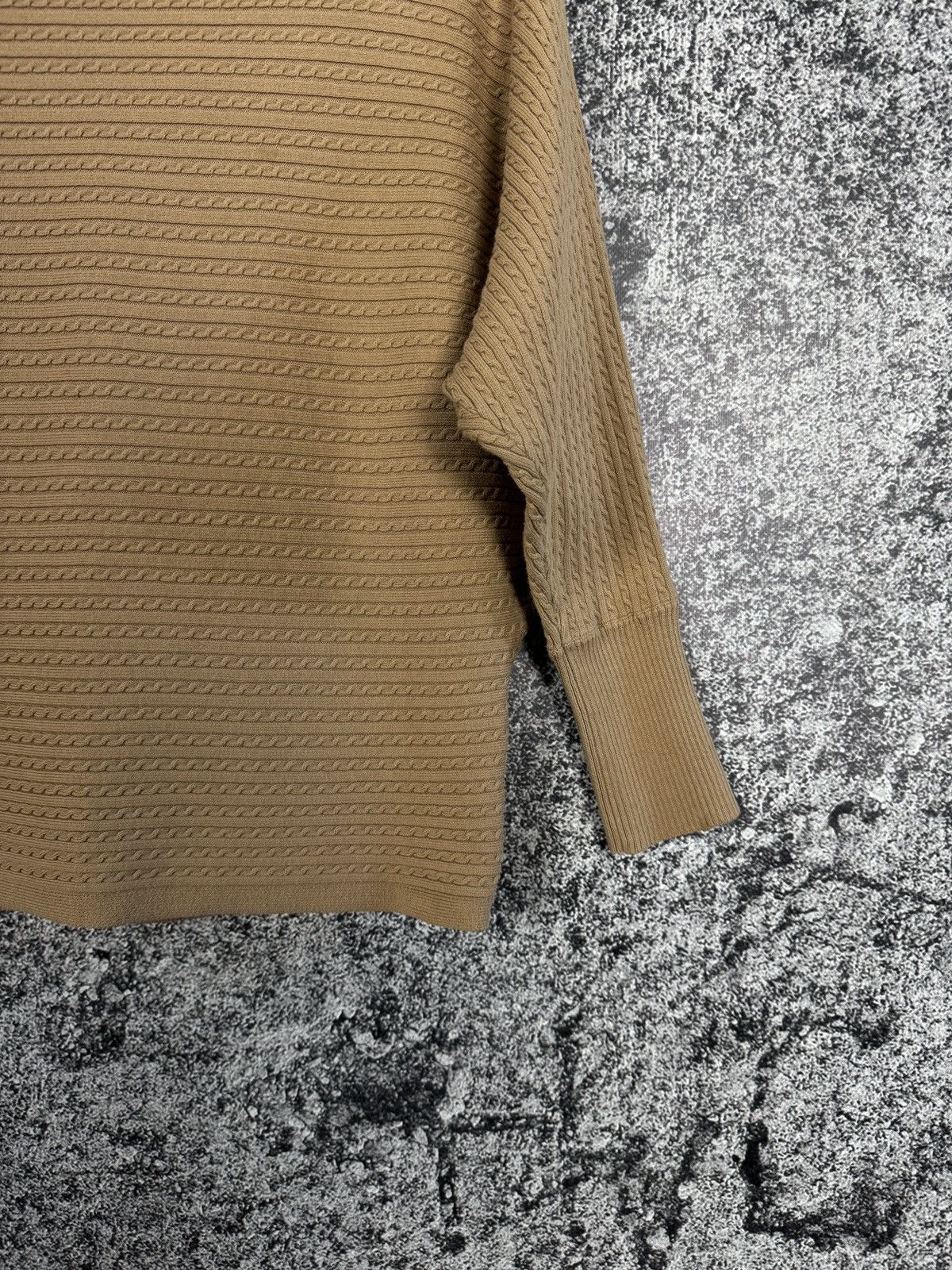 Ralph Lauren Black Label Lauren Ralph Lauren Sweater Camel Knit Pullover Black Label Size S / US 4 / IT 40 - 14 Thumbnail