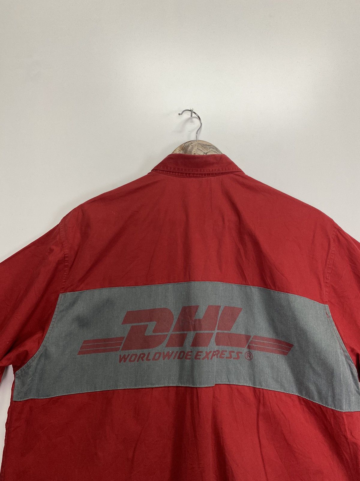 Vintage Vintage DHL Worldwide Express Shirt Size US L / EU 52-54 / 3 - 11 Thumbnail