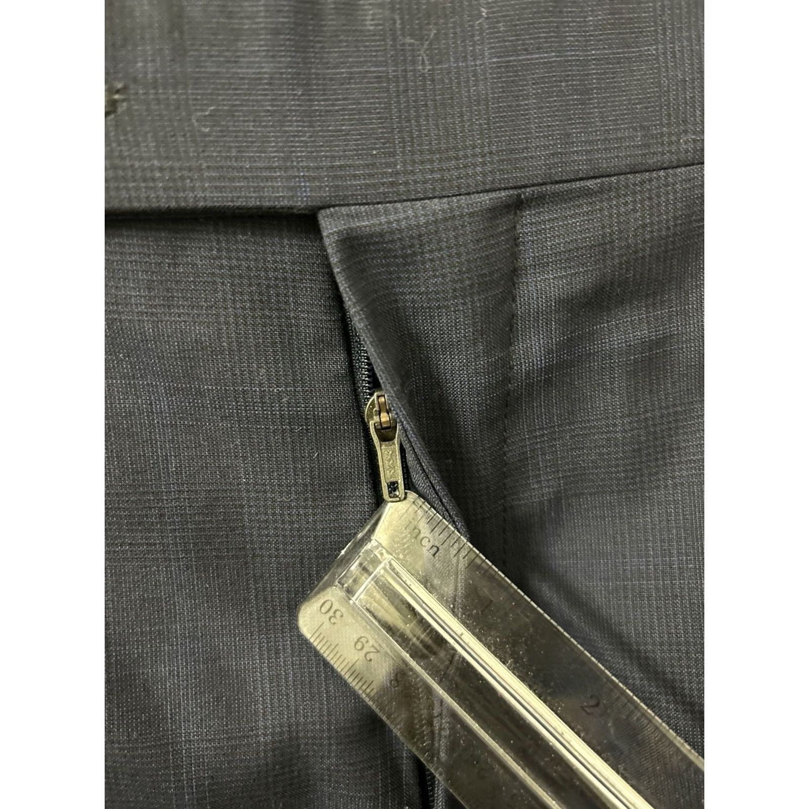 Brooks Brothers Brooks Brothers Dress Pants Mens 36x27 Navy Blue 100% Wool Regent Fit Plaid Zipper Button Flat Front Tailored Women's? Size US 36 / EU 52 - 6 Thumbnail