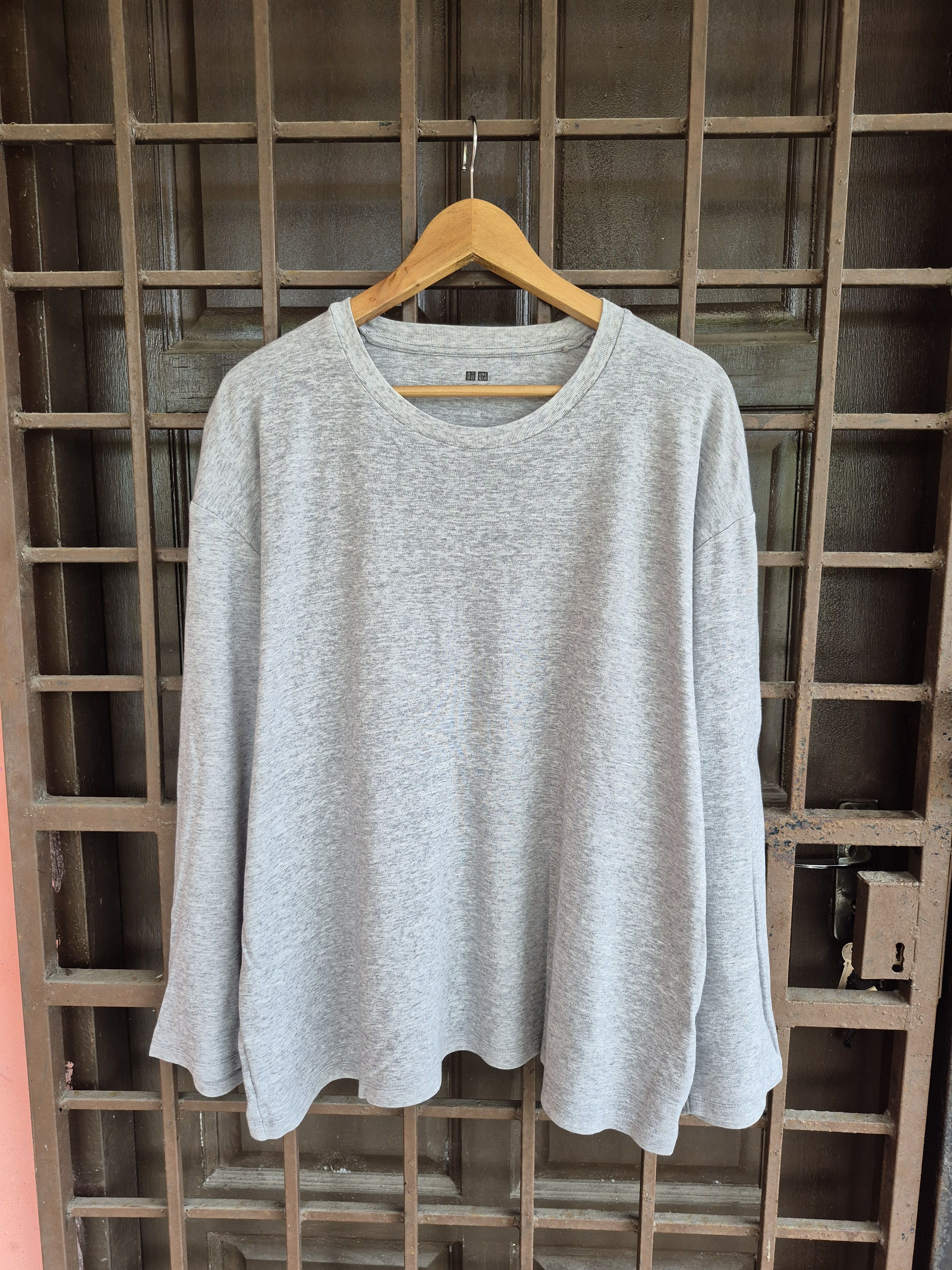 Japanese Brand × Uniqlo 🔥 Uniqlo Plain Longsleeves Tee Size US XXL / EU 58 / 5 - 1 Thumbnail