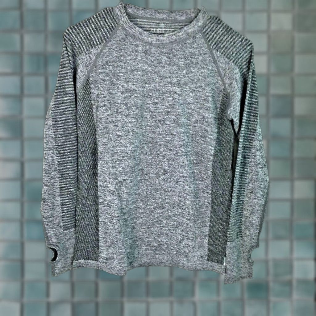 Vintage Aurique Womens Seamless Casual Regular Long Sleeve T Shirt Size M Gray Size M / US 6-8 / IT 42-44 - 1 Thumbnail