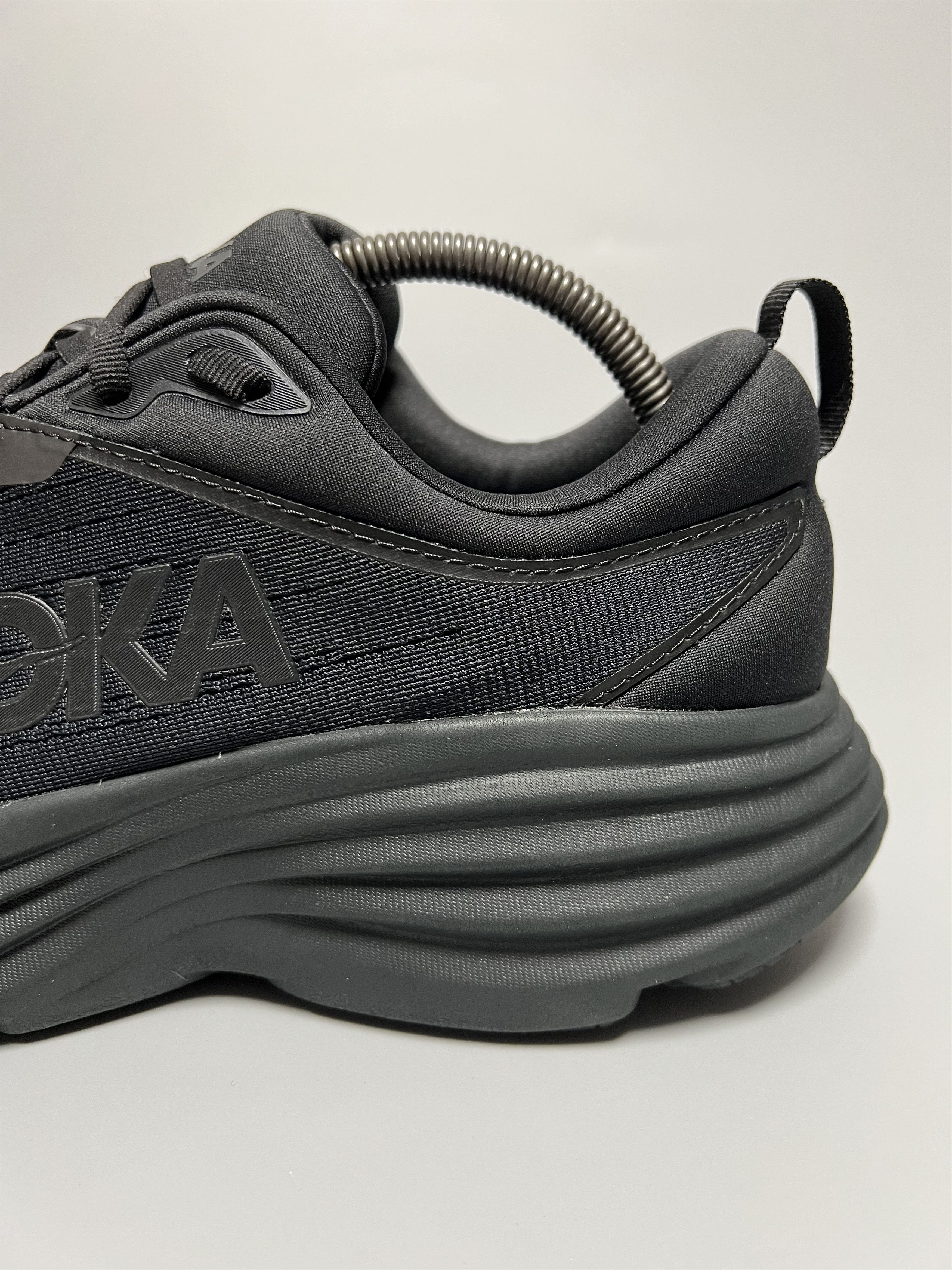 Hoka 10 4E Hoka One One Bondi 8 X-Wide Running Shoes 1127955-BBLC Size US 10 / EU 43 - 9 Thumbnail