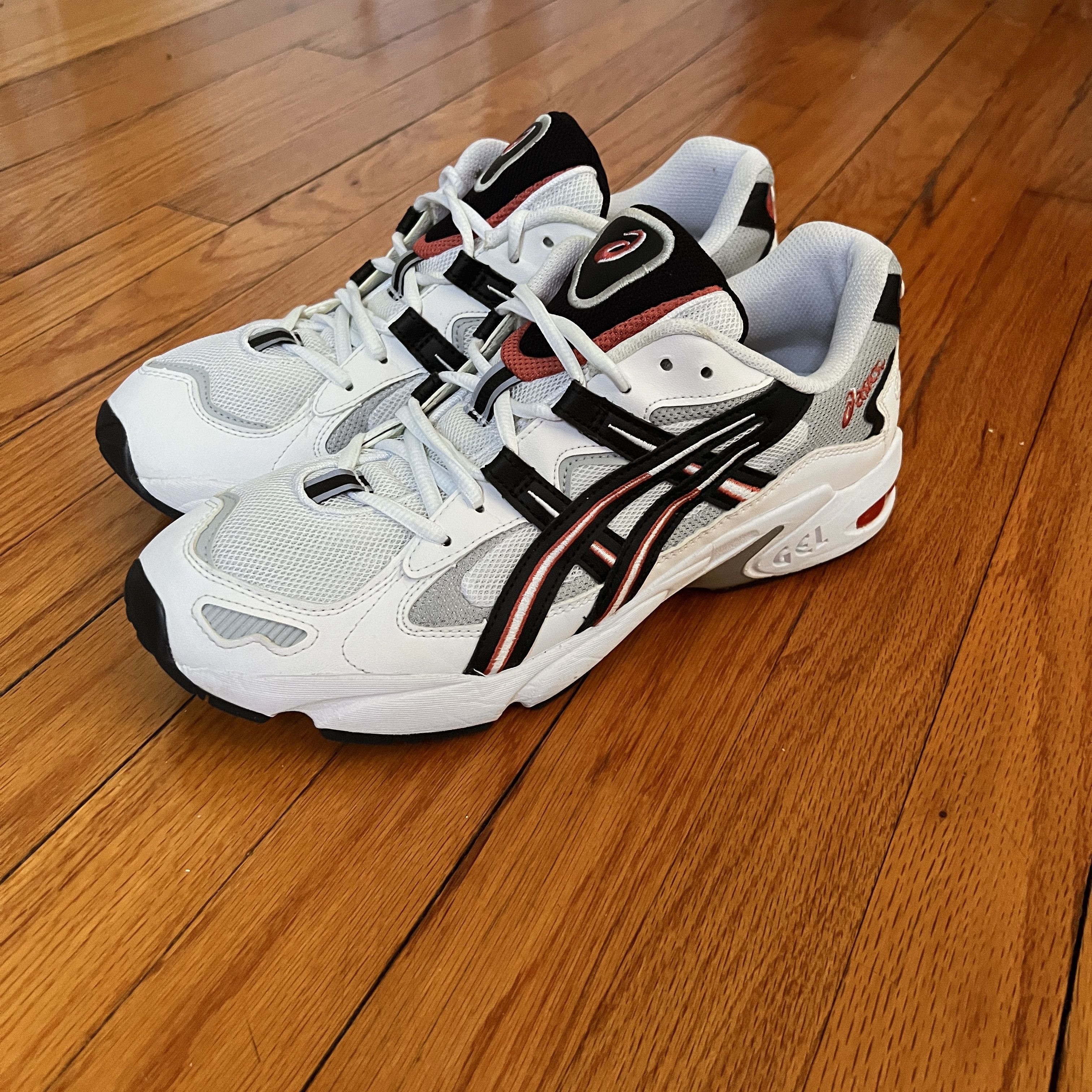 Asics ASICS Gel Kayano 5 OG 1191A176-101 Size US 11 / EU 44 - 1 Thumbnail
